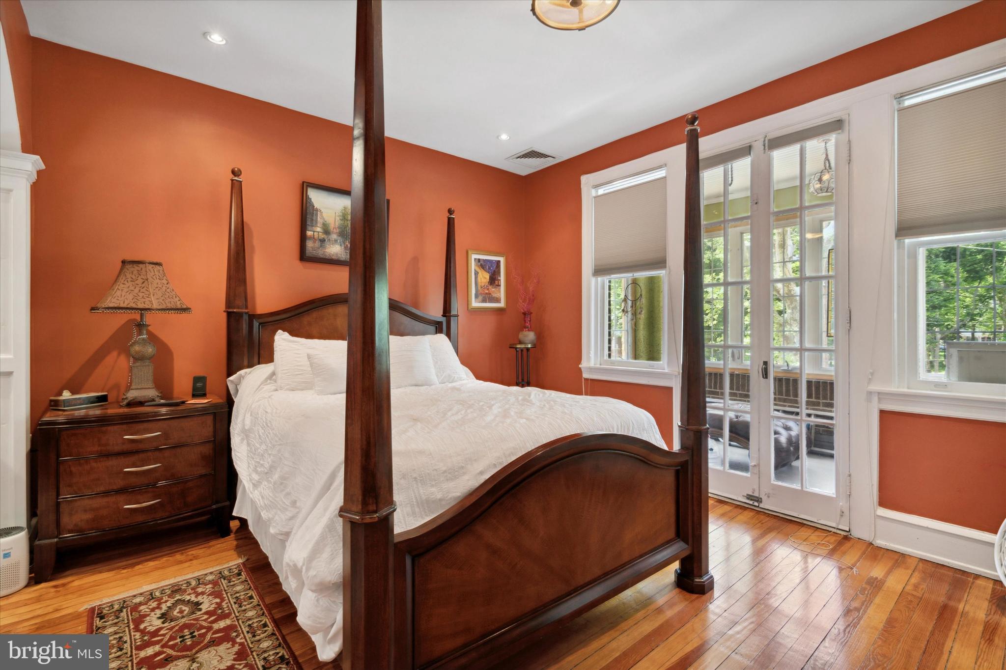 GIRARD ESTATES - Residential