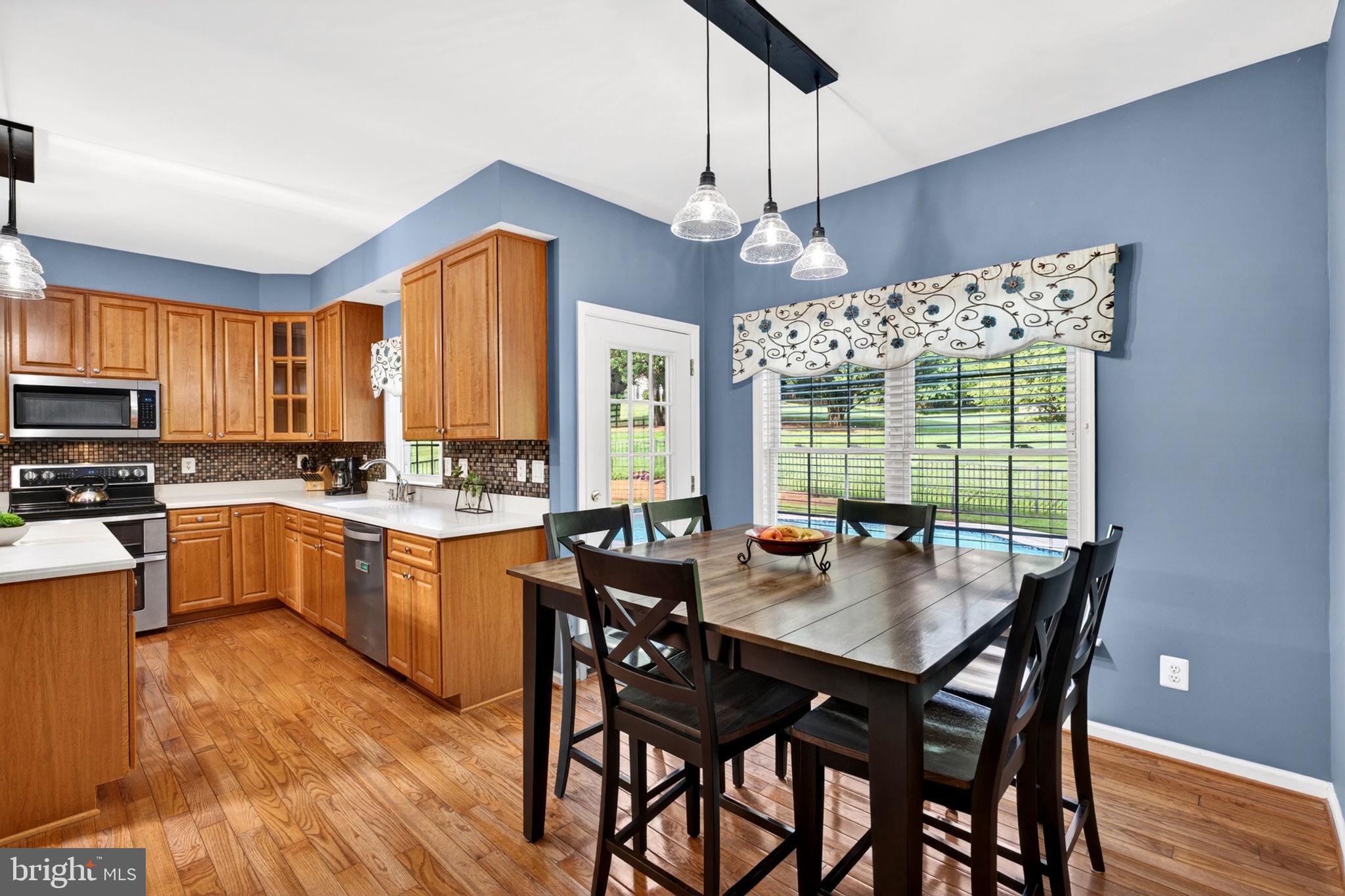 MAXA MEADOWS - Residential