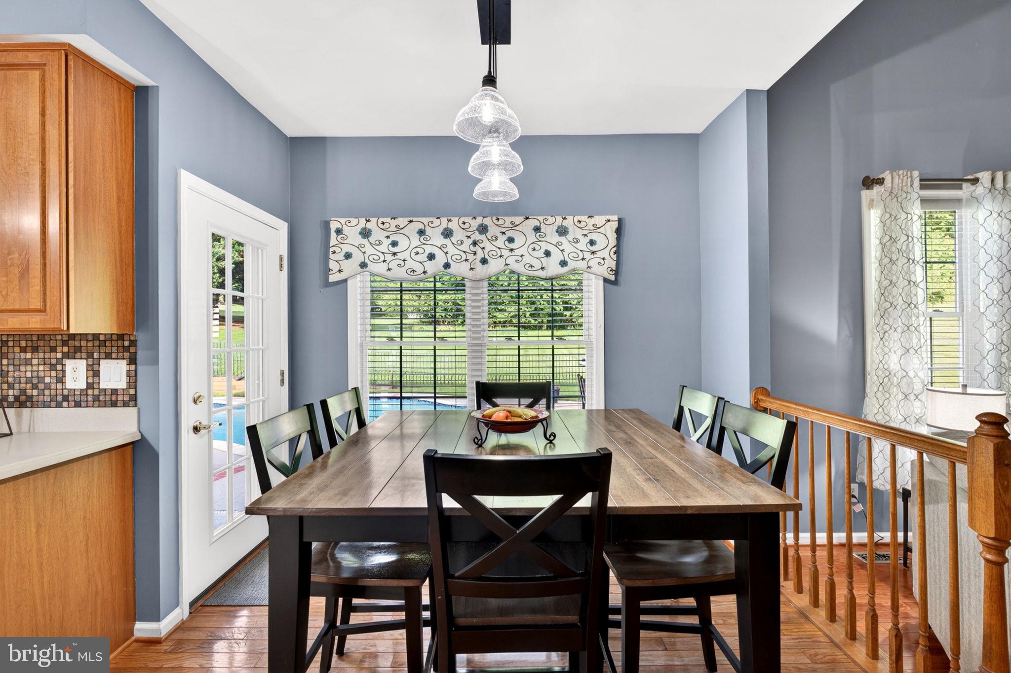 MAXA MEADOWS - Residential