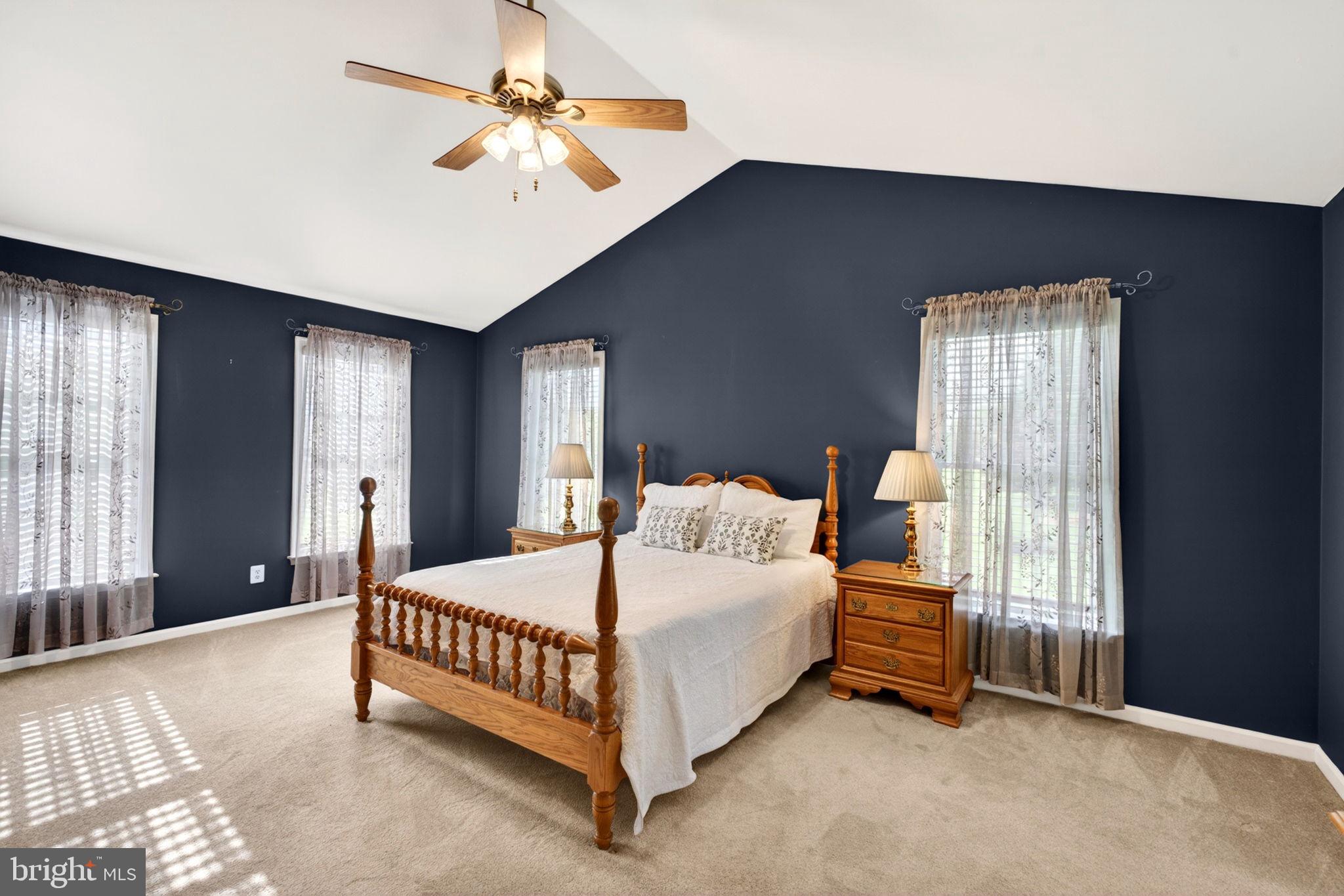 MAXA MEADOWS - Residential