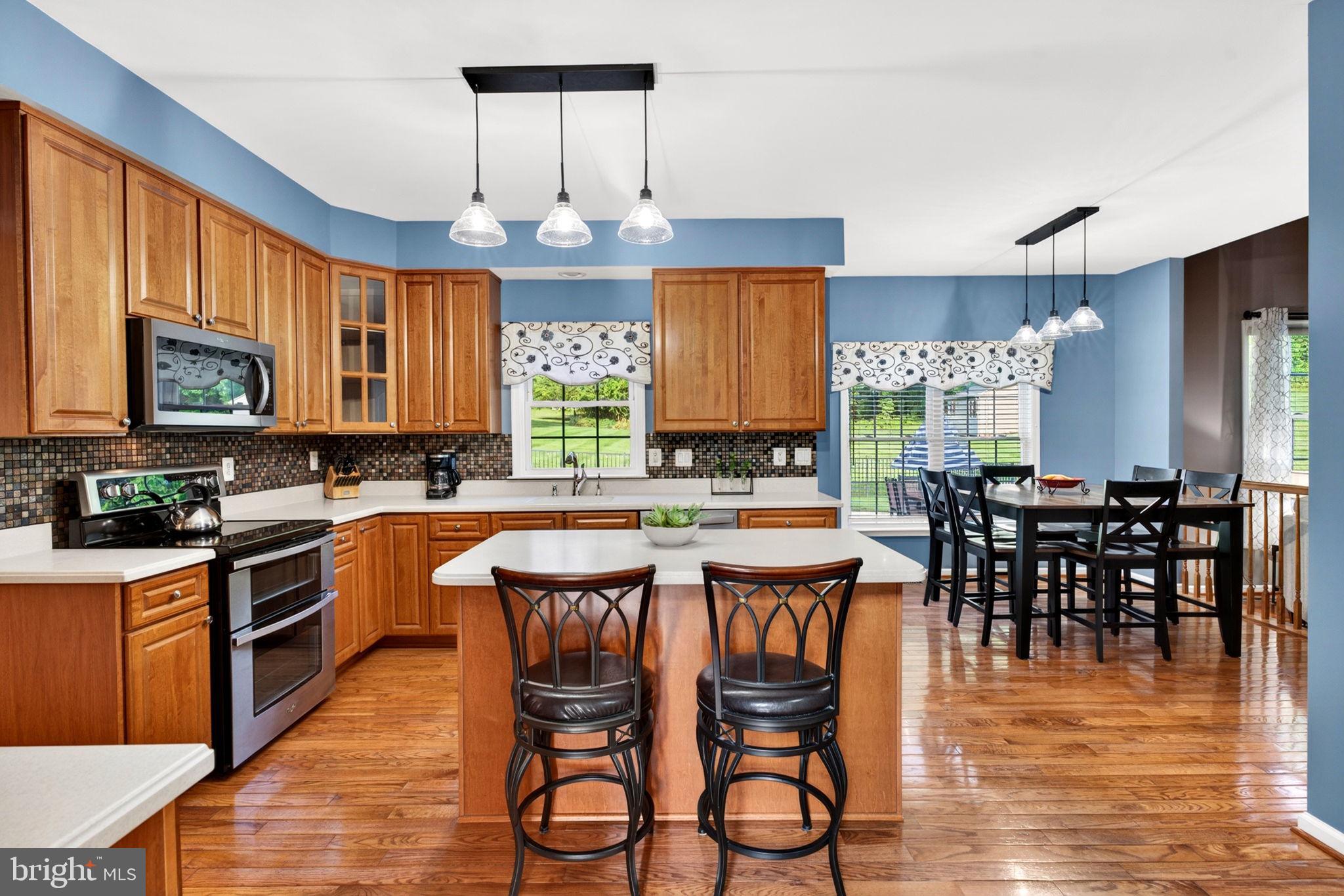 MAXA MEADOWS - Residential