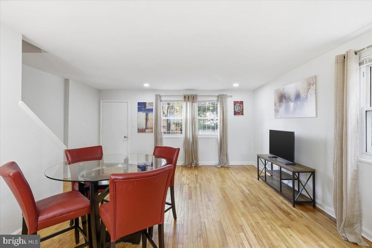 GLASSMANOR - Residential