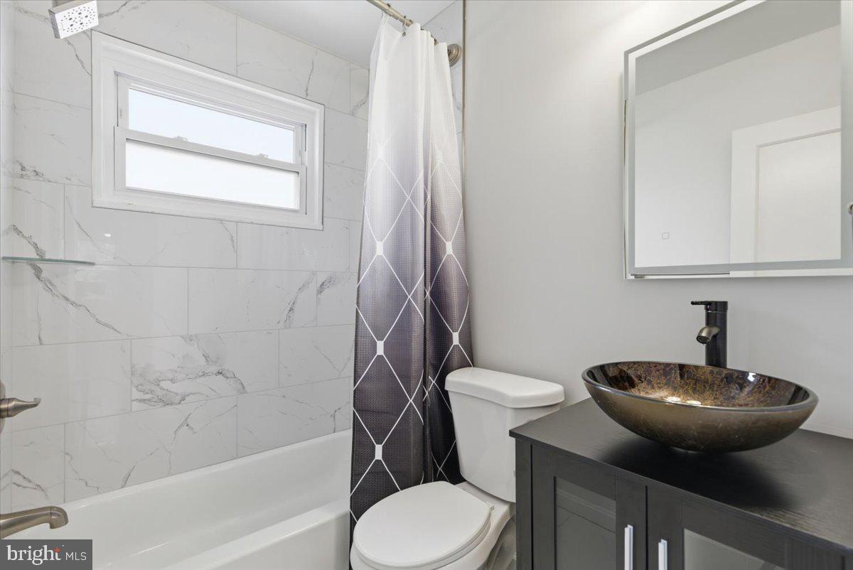 GLASSMANOR - Residential