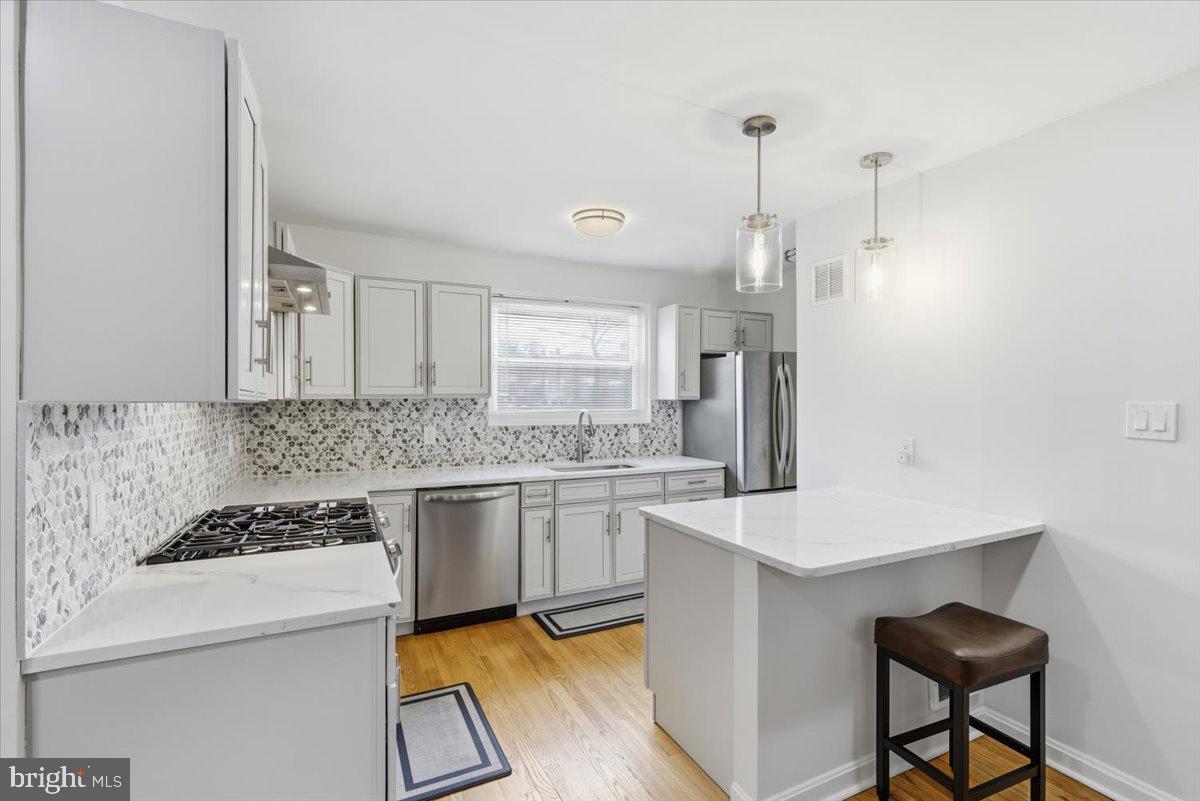 GLASSMANOR - Residential