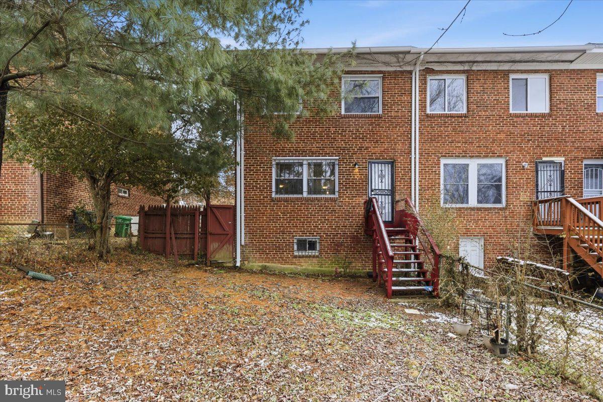 GLASSMANOR - Residential