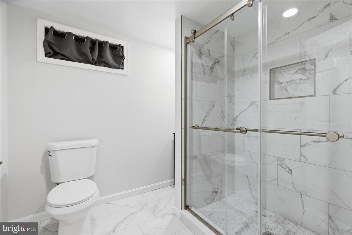 GLASSMANOR - Residential