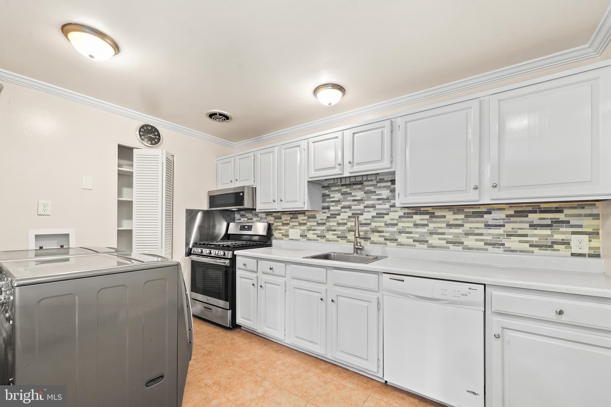 MOORINGS OF OCCOQUAN CON - Residential
