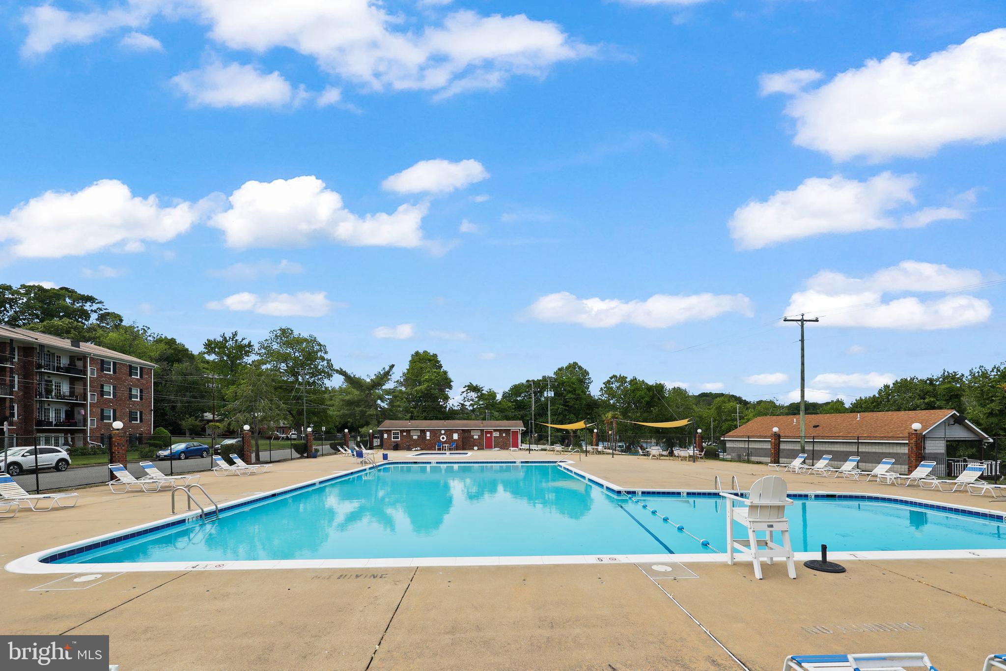 MOORINGS OF OCCOQUAN CON - Residential