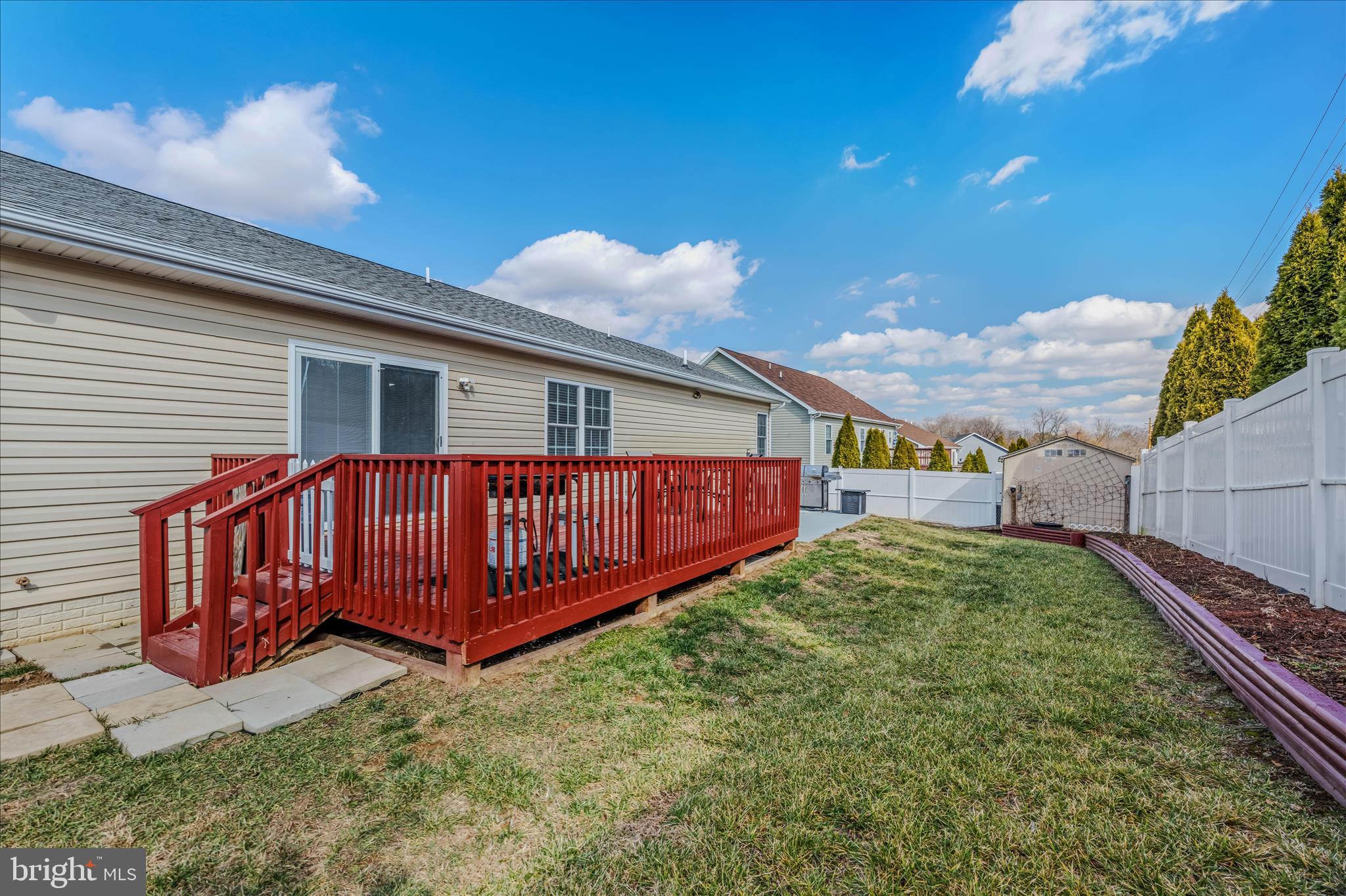 THE VINEYARDS - Residential