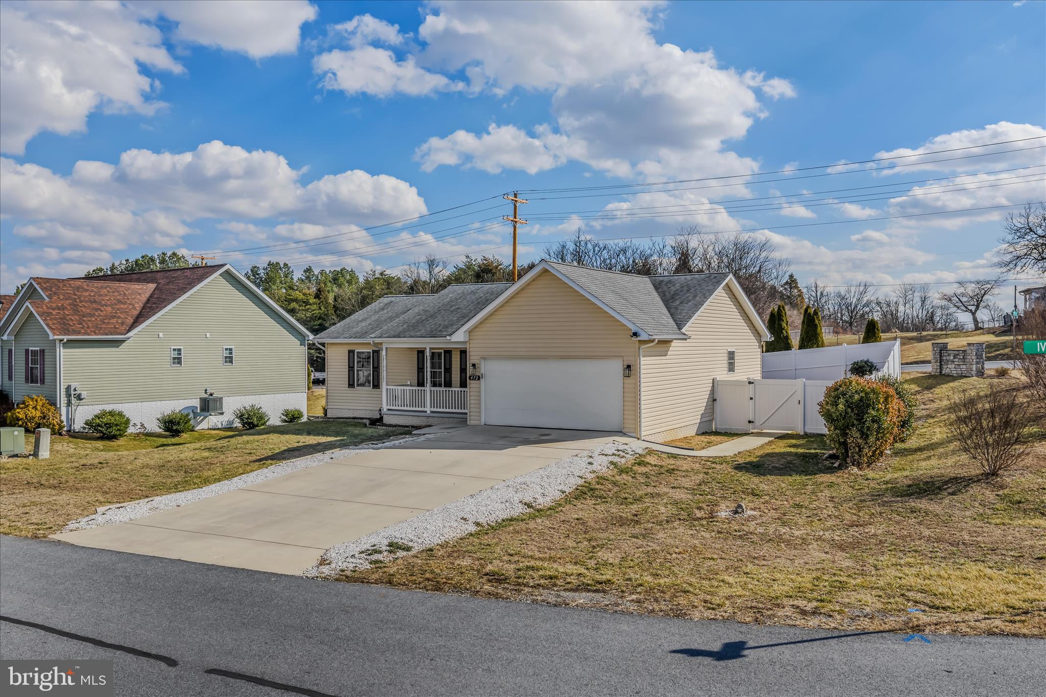 THE VINEYARDS - Residential