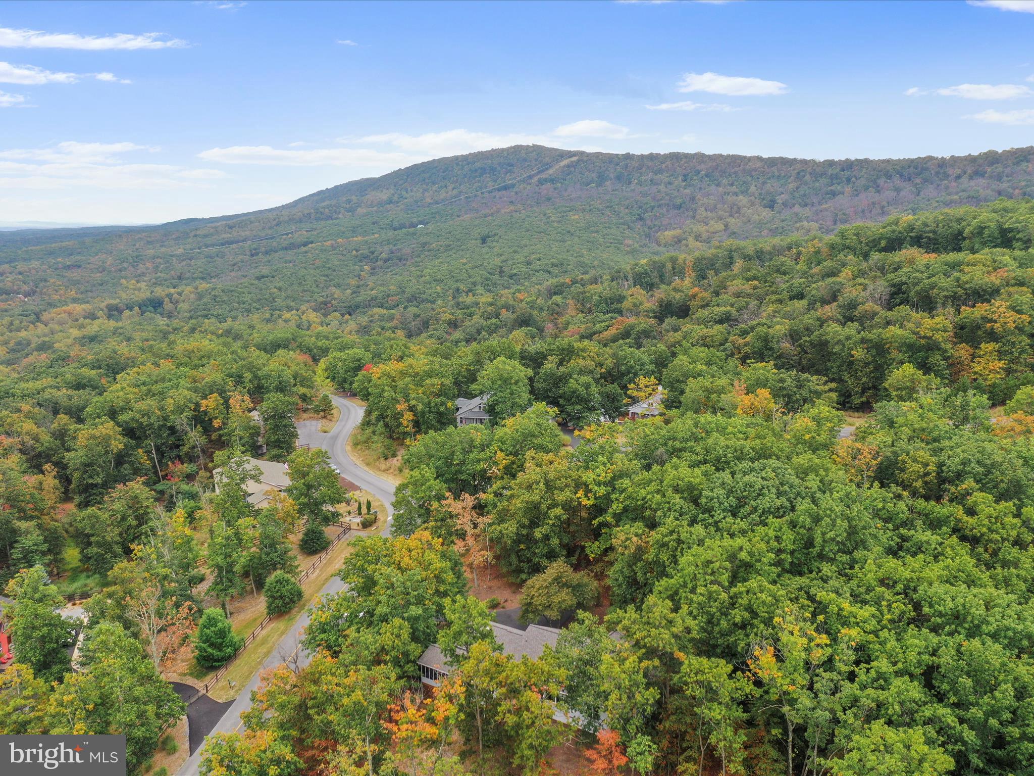 THE WOODS - Residential