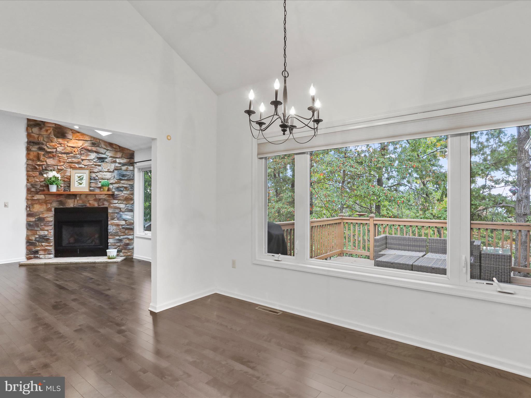 THE WOODS - Residential