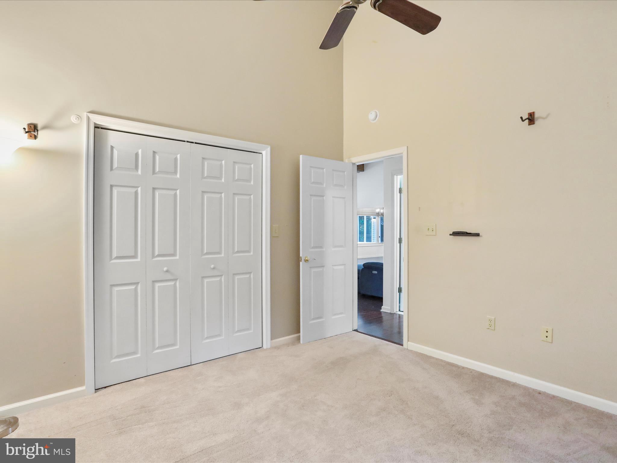 THE WOODS - Residential