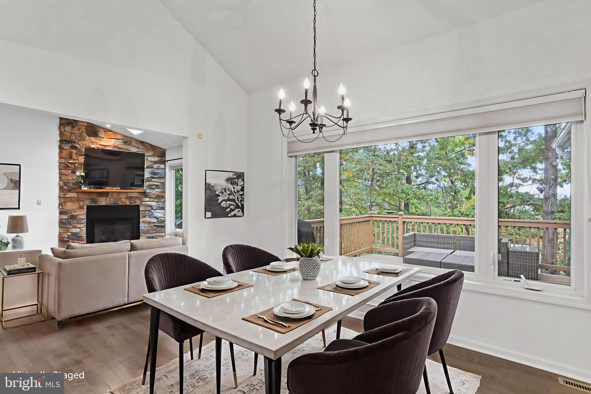 THE WOODS - Residential