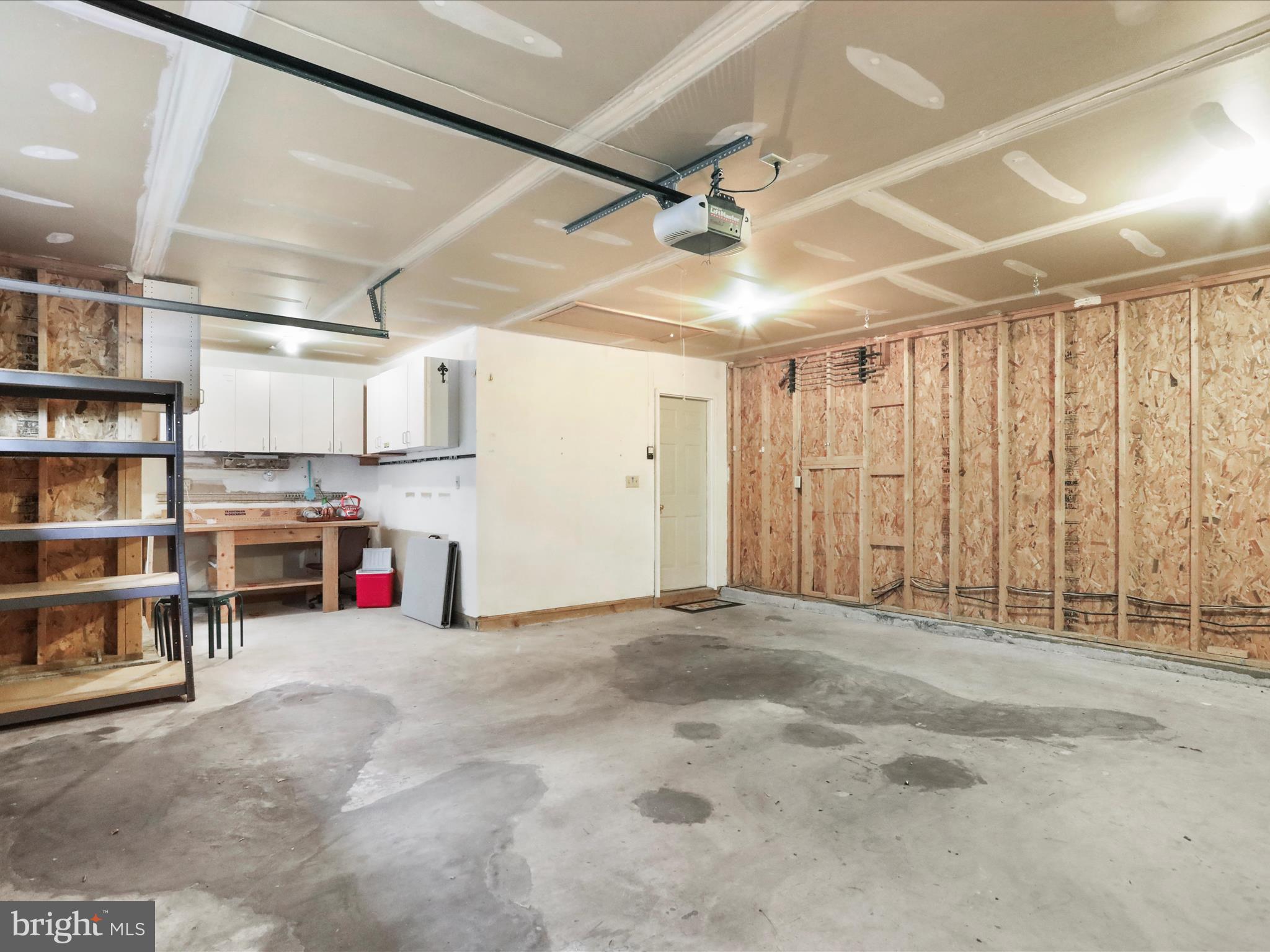 THE WOODS - Residential