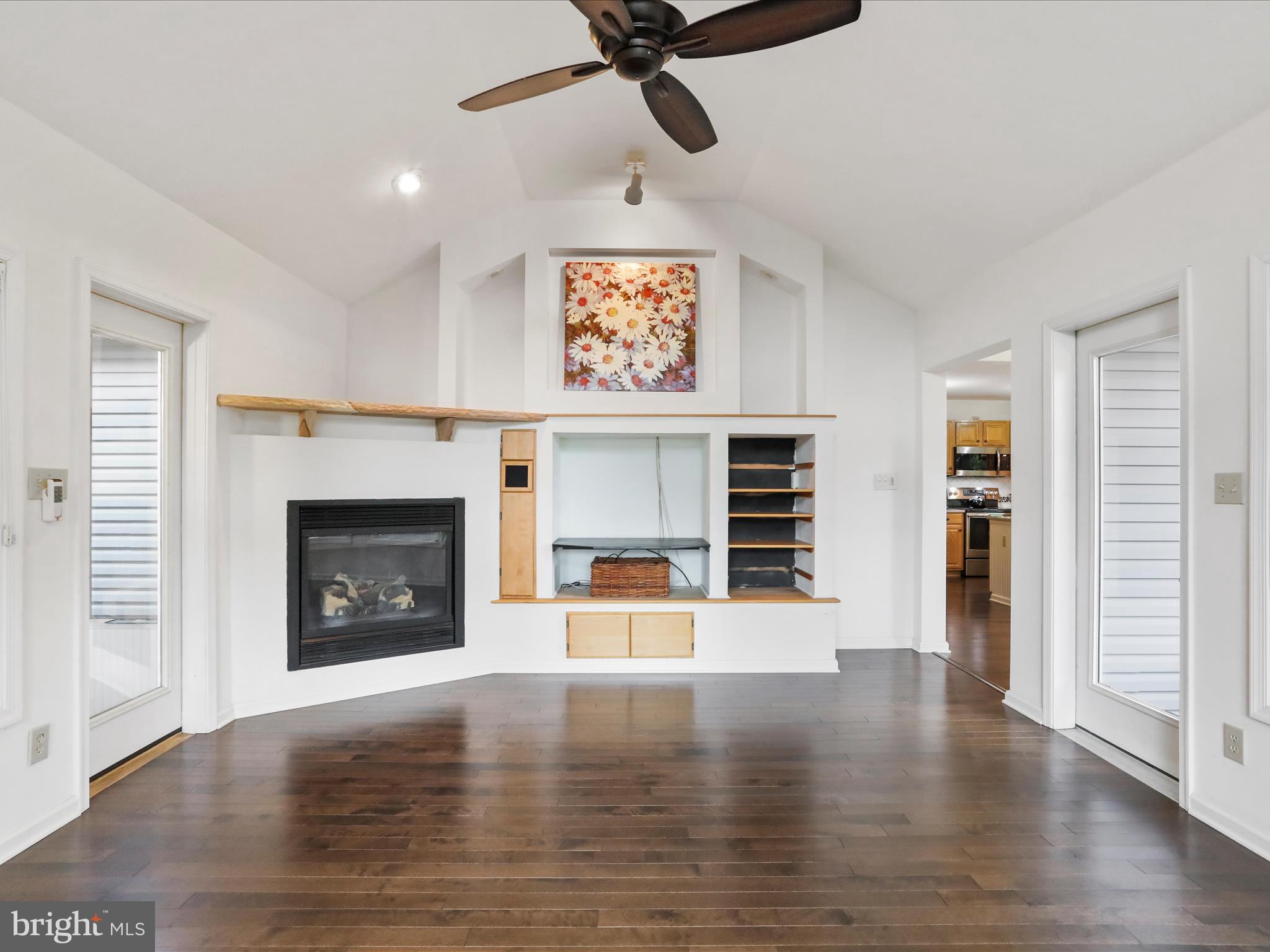 THE WOODS - Residential