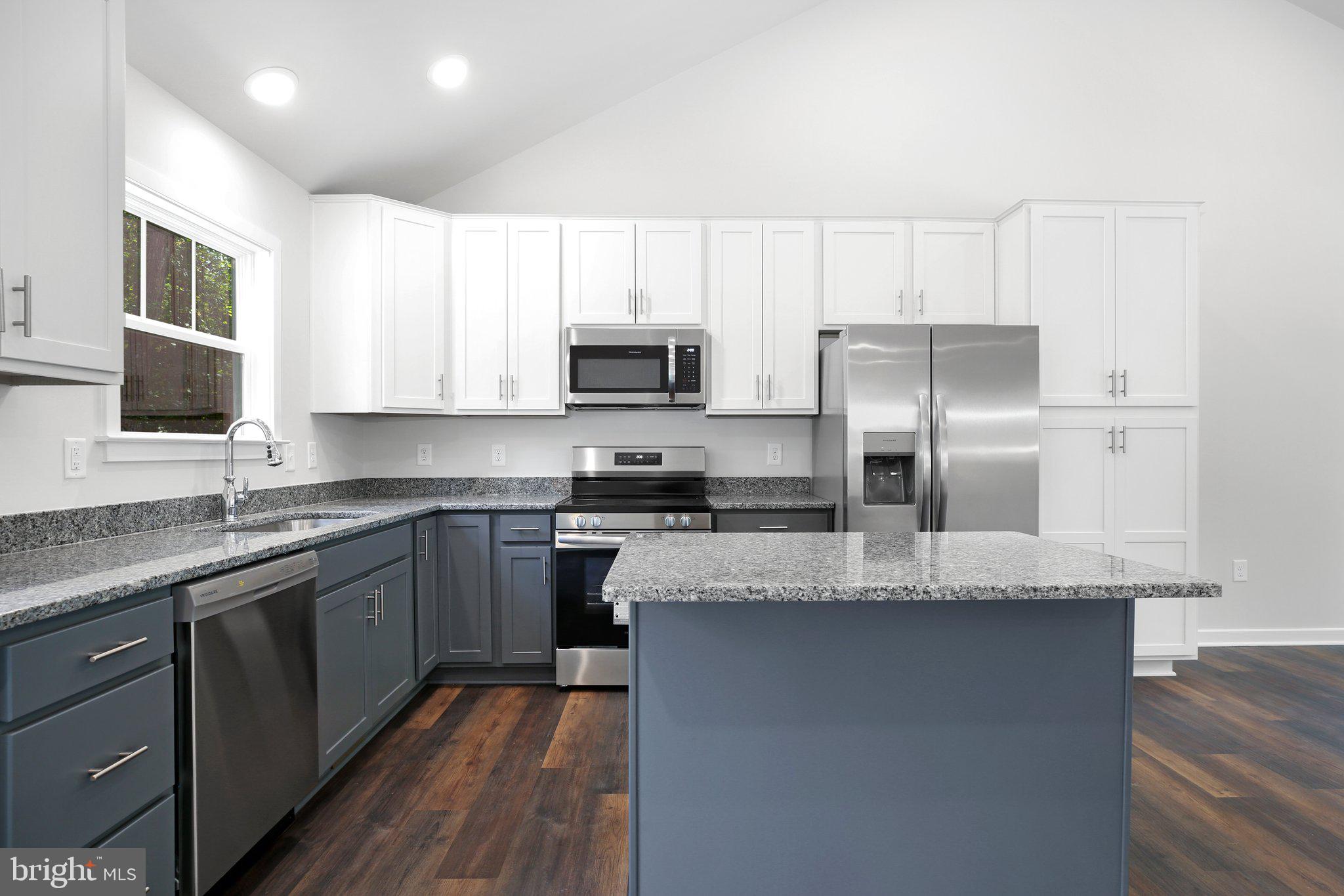 262 AZURE DRIVE