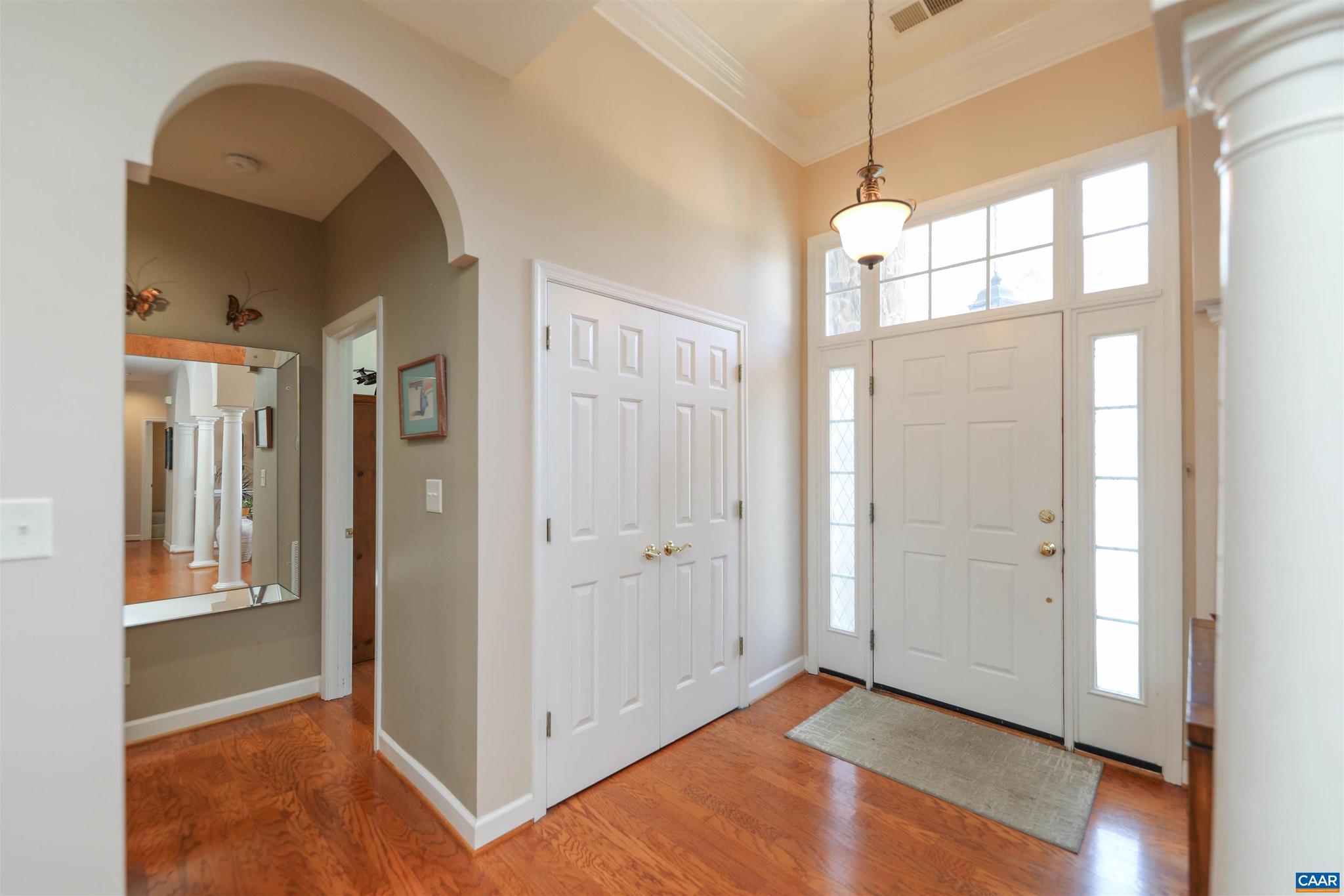 515 BROADLEAF WAY