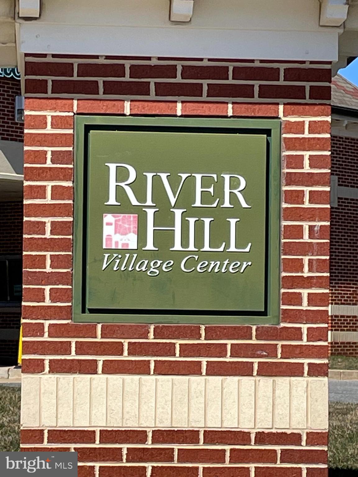 RIVER HILL - Residential