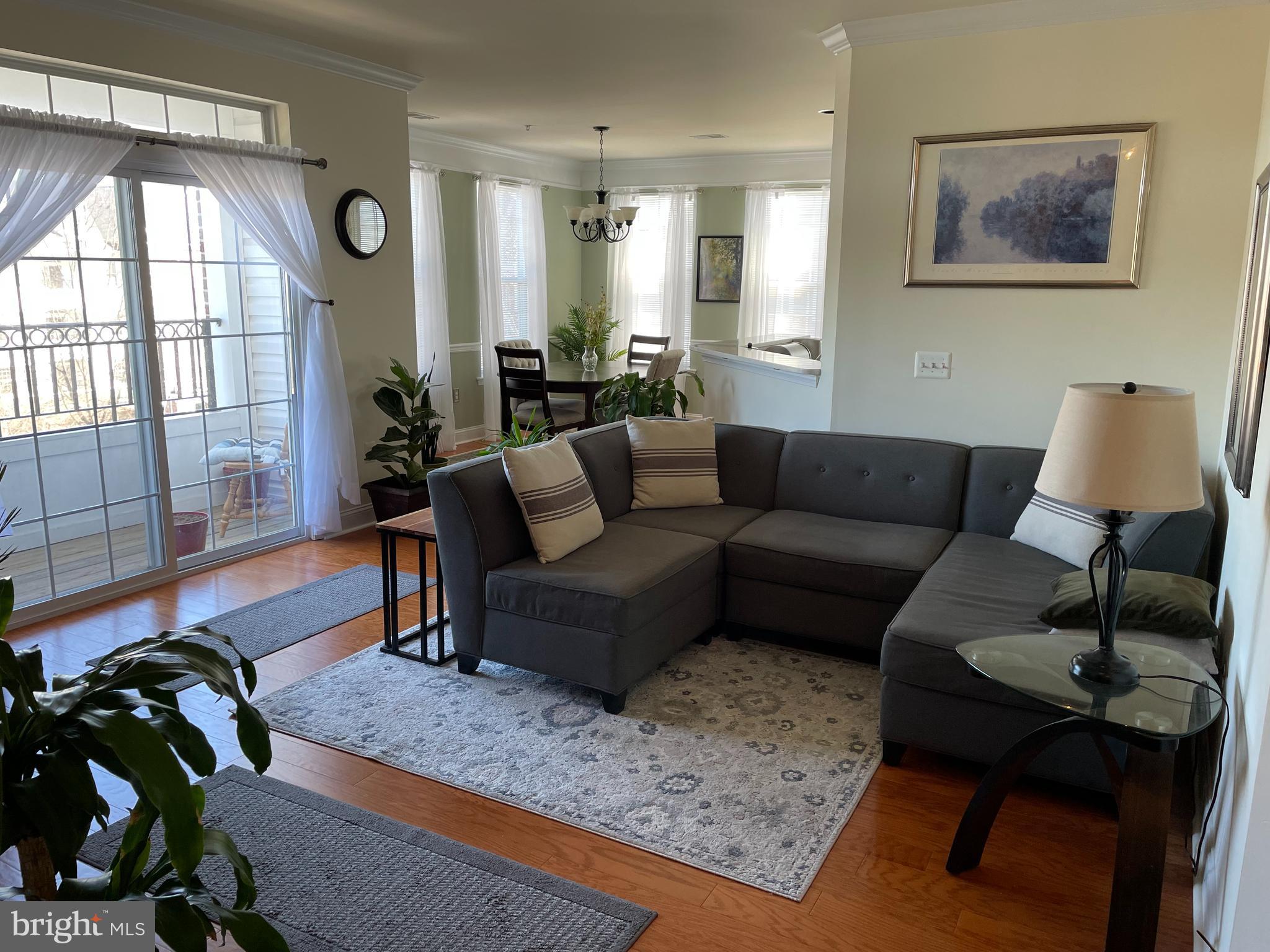 RIVER HILL - Residential