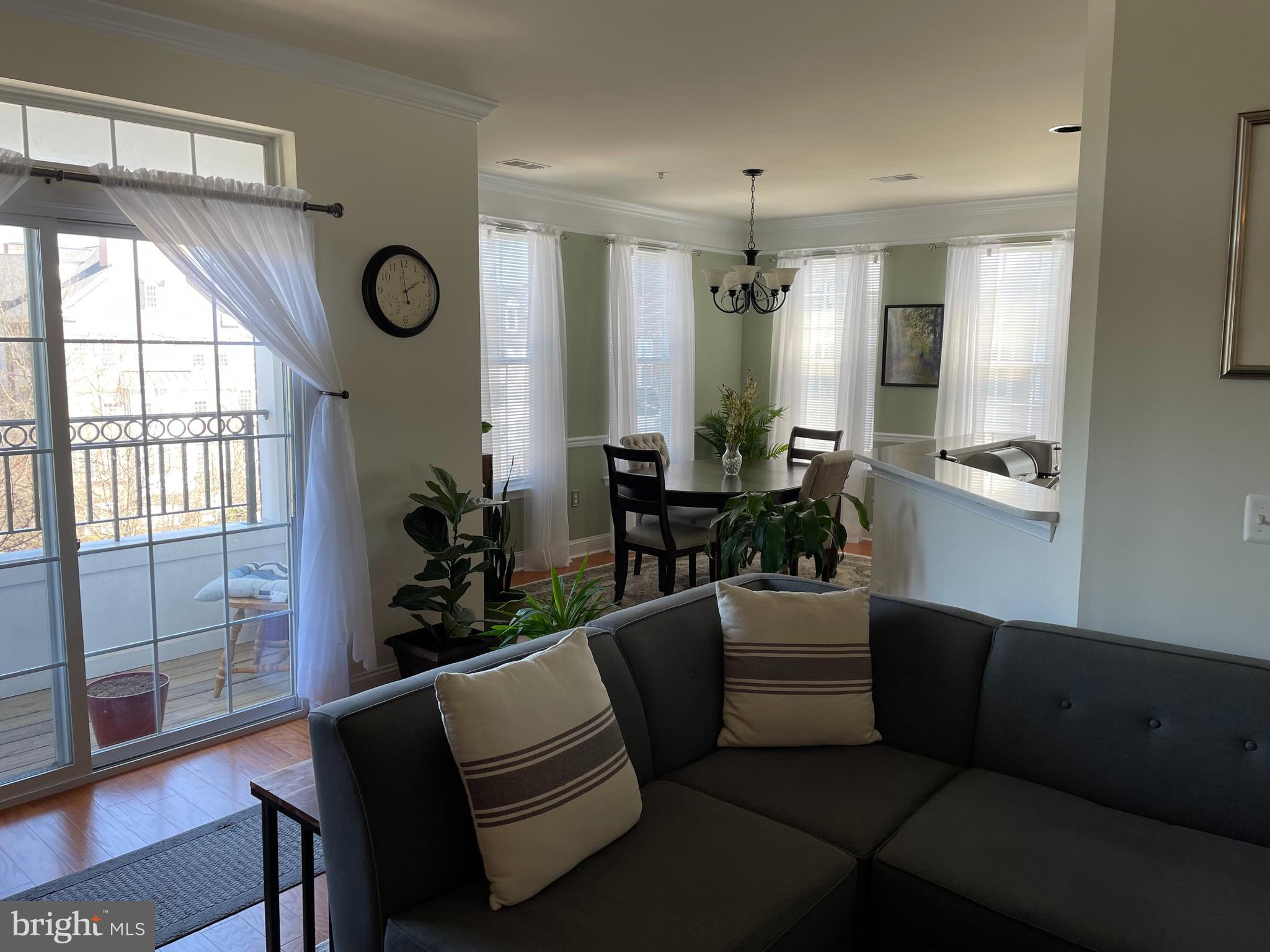 RIVER HILL - Residential