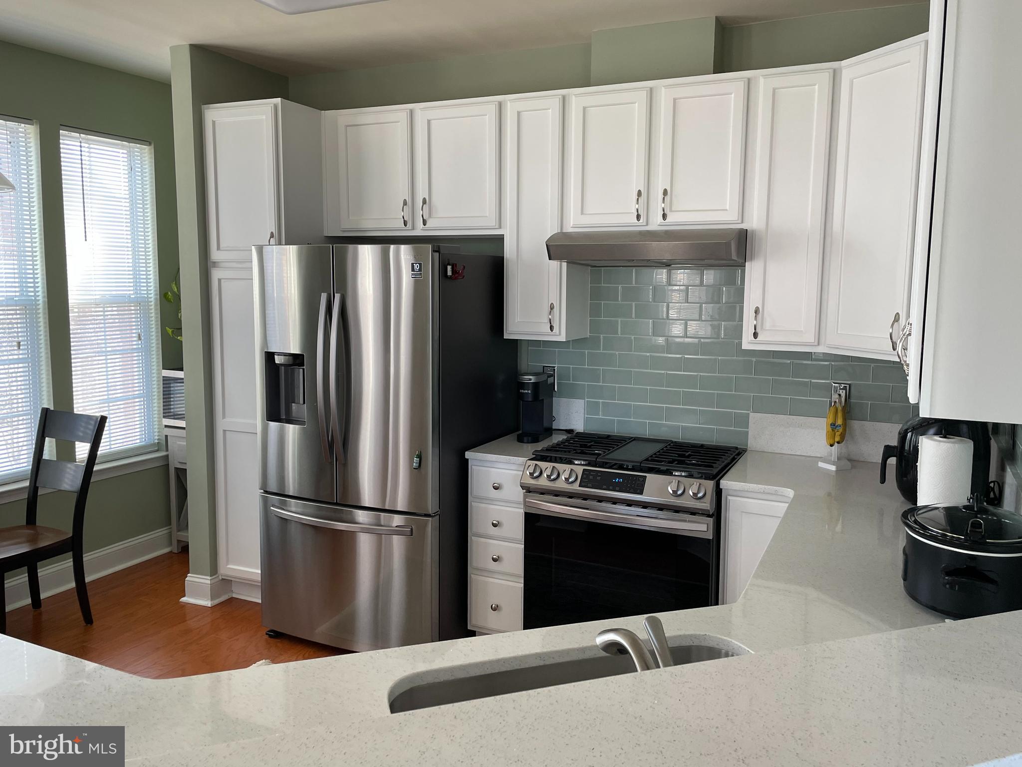 RIVER HILL - Residential