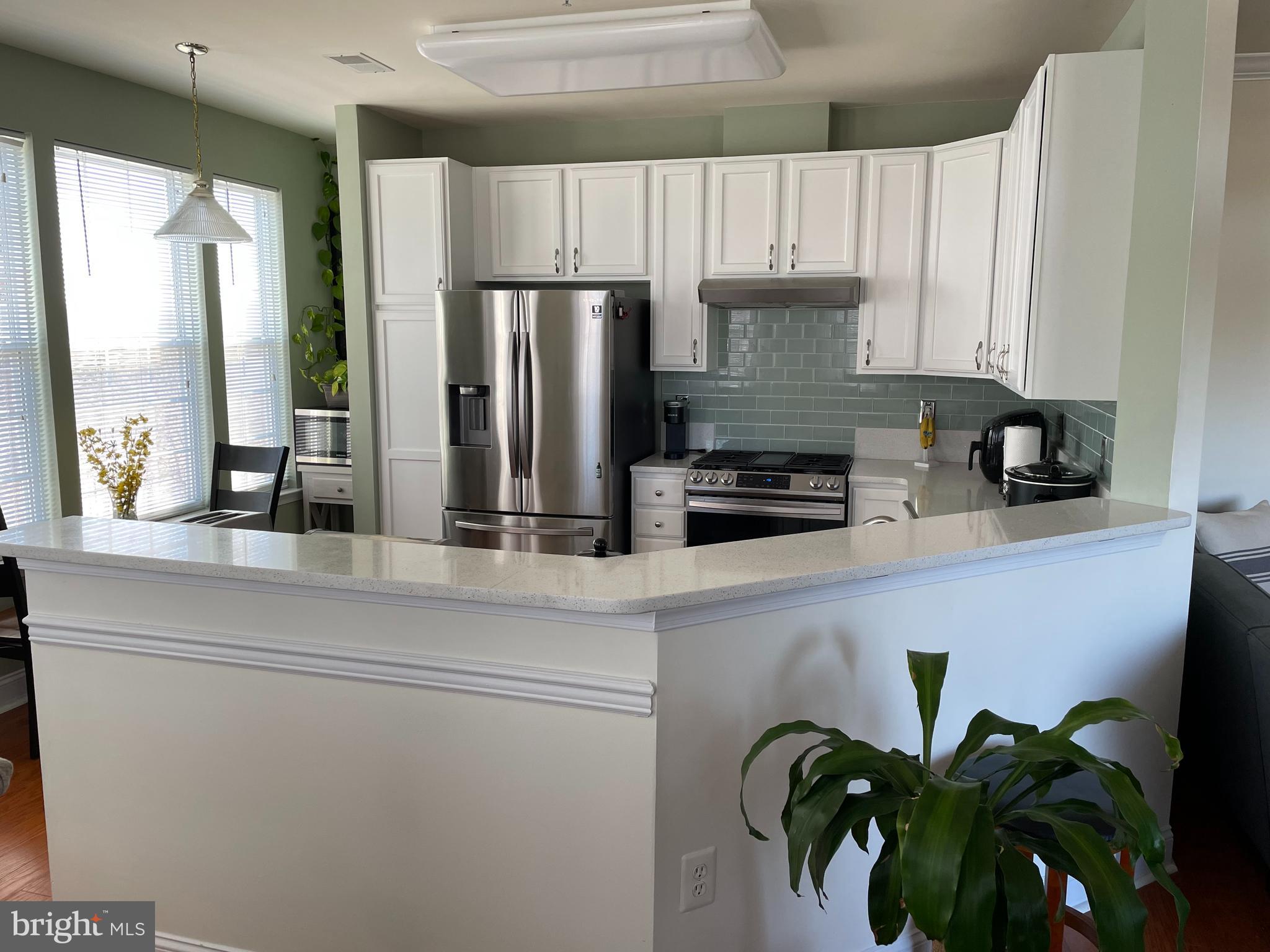 RIVER HILL - Residential