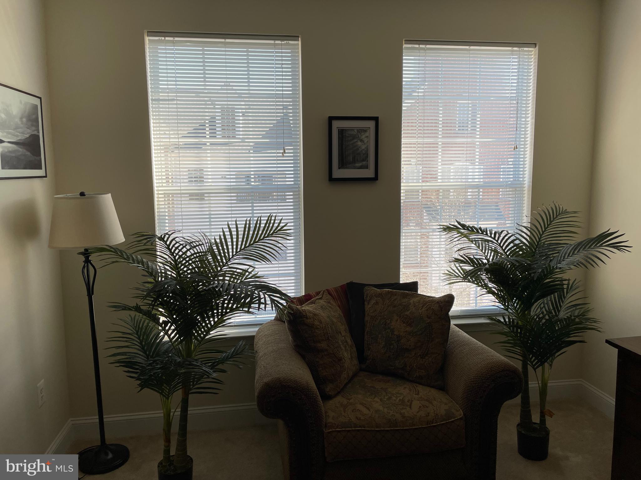 RIVER HILL - Residential