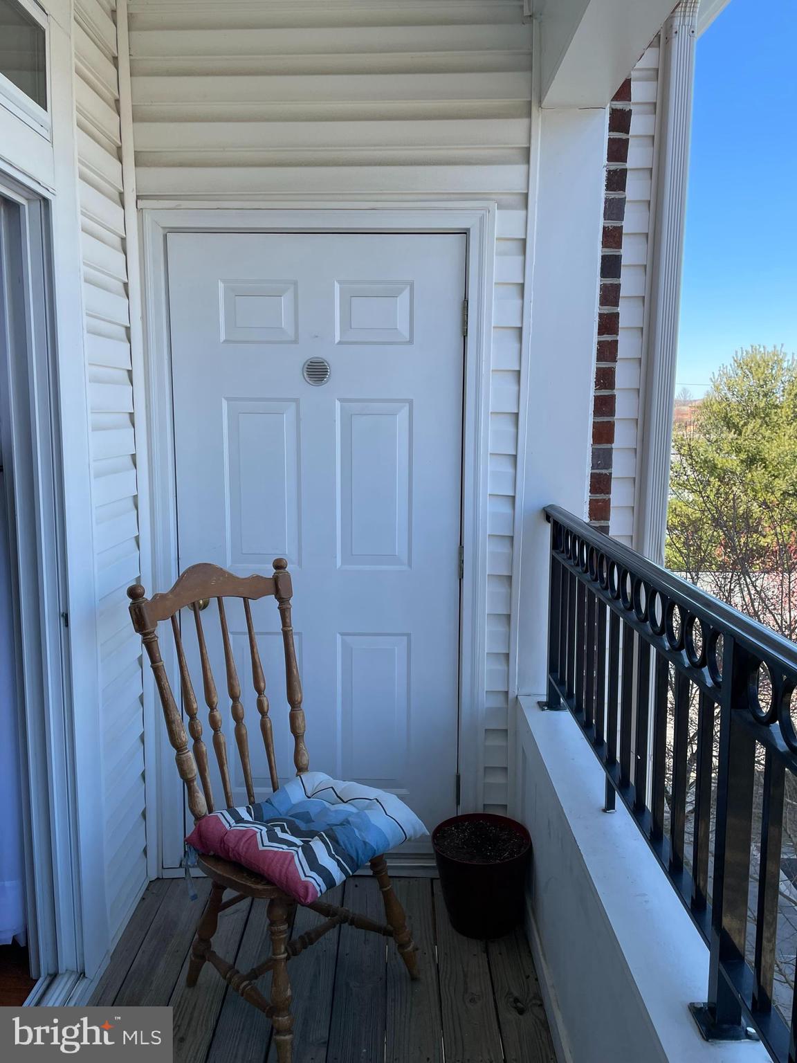 RIVER HILL - Residential