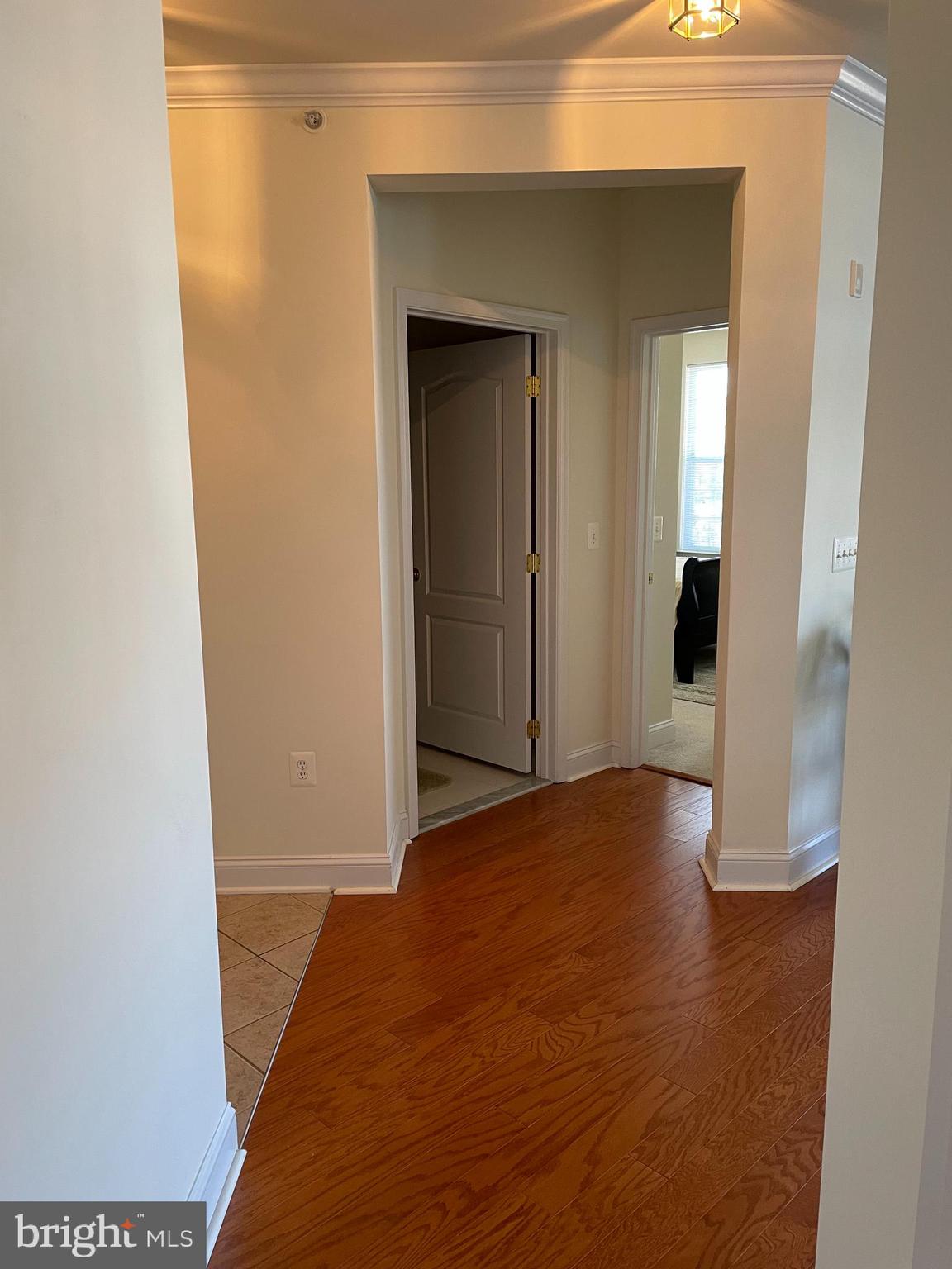 RIVER HILL - Residential