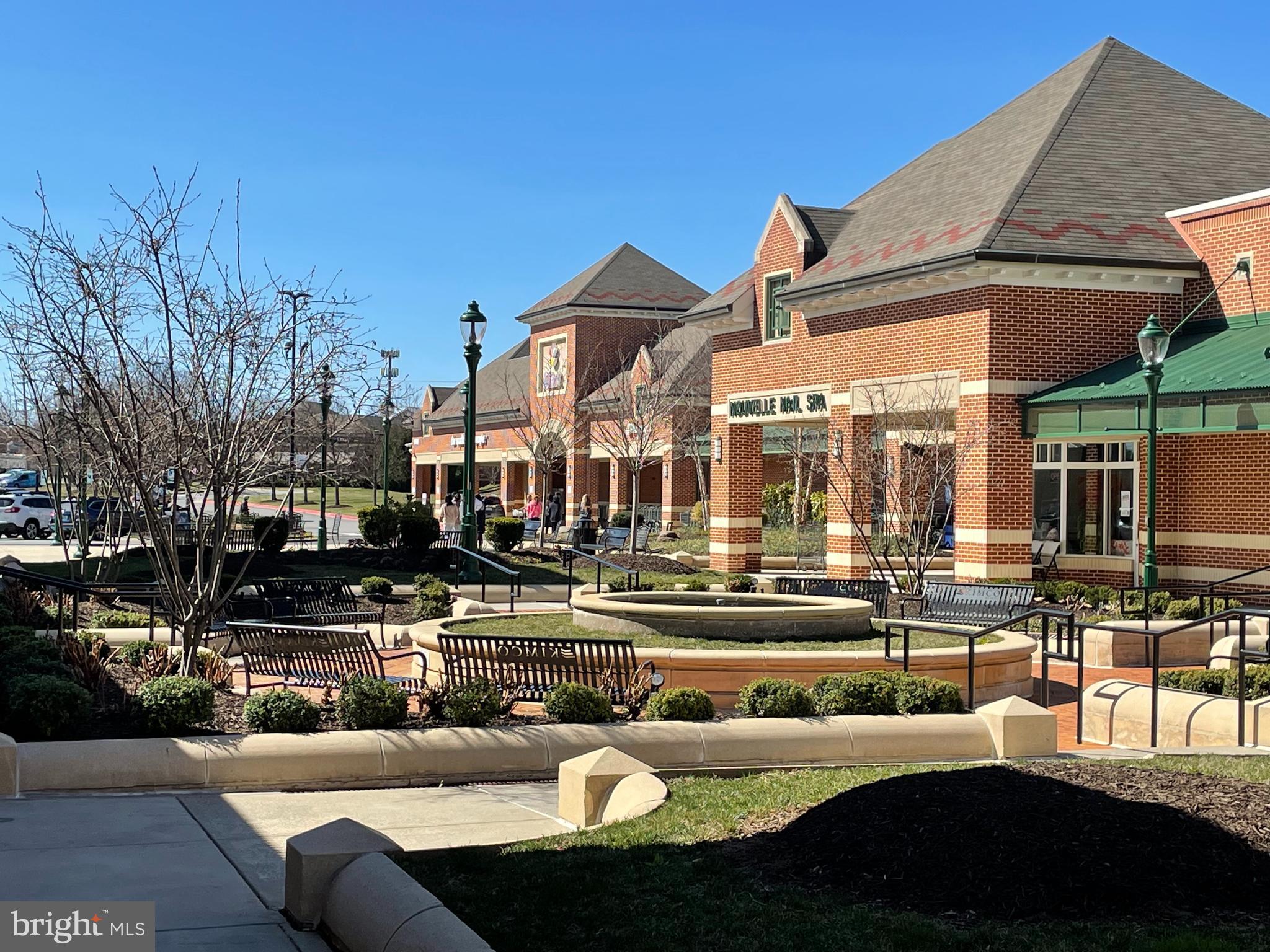 RIVER HILL - Residential