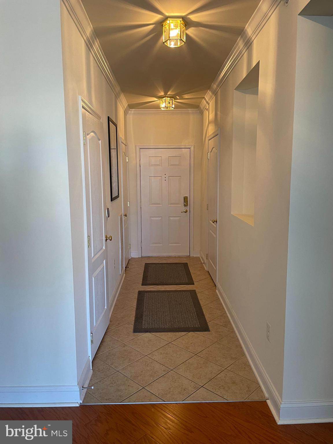 RIVER HILL - Residential