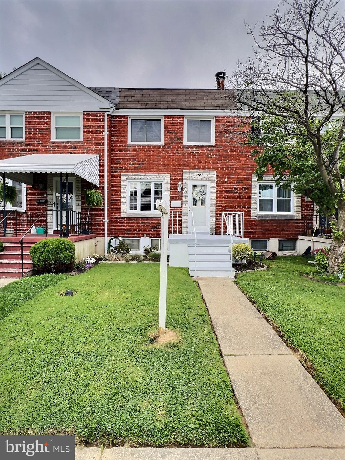 This beautifully updated 3BD/2FB townhome features renovations throughout, a fully finished basement, and a spacious three-season bonus room that adds significant living space. Freshly painted and meticulously maintained, this home is truly move-in ready.
More photos coming soon—don’t miss your opportunity to own this turnkey property. Contact us today for more information!