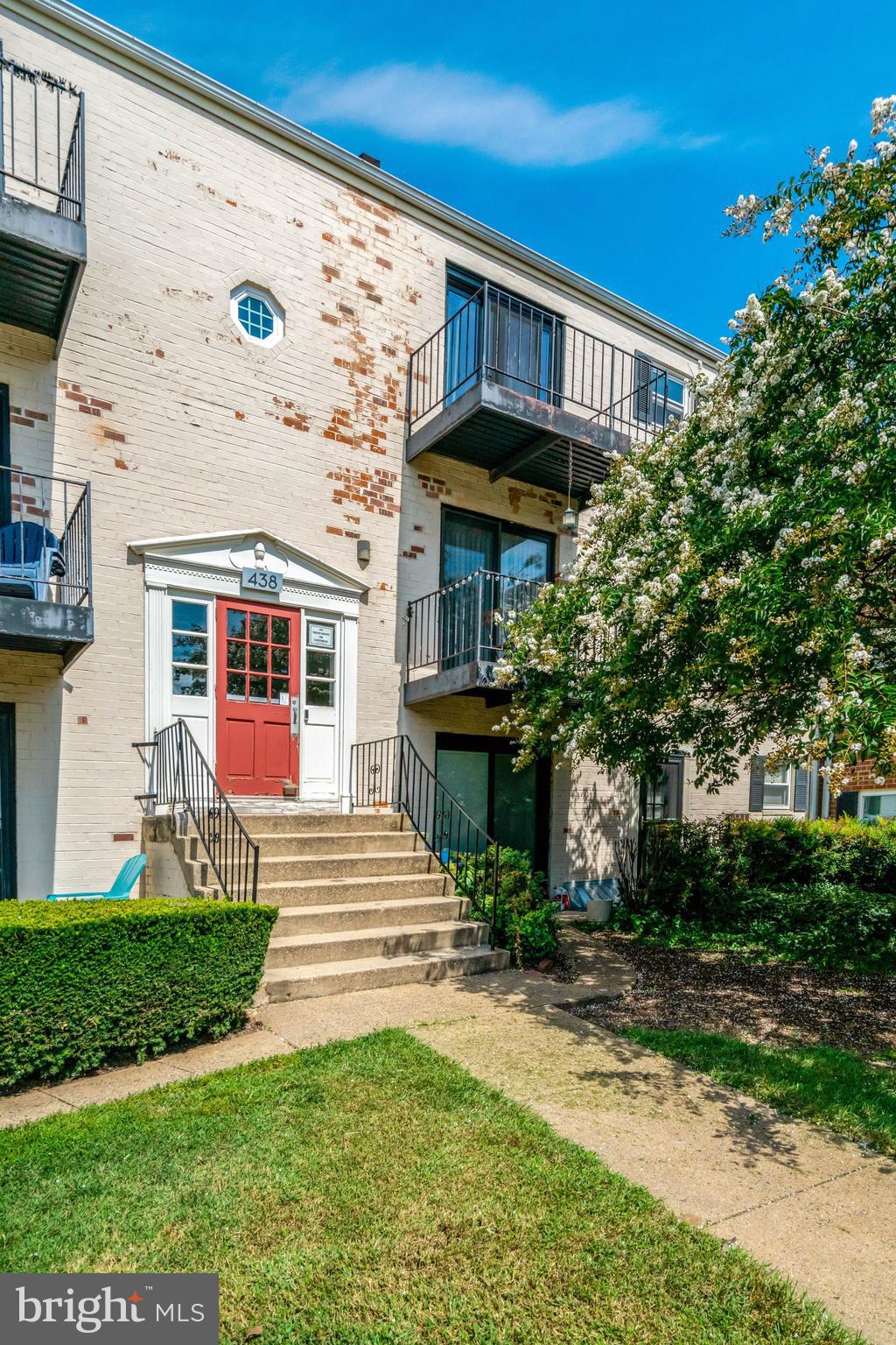 438 N ARMISTEAD STREET 304