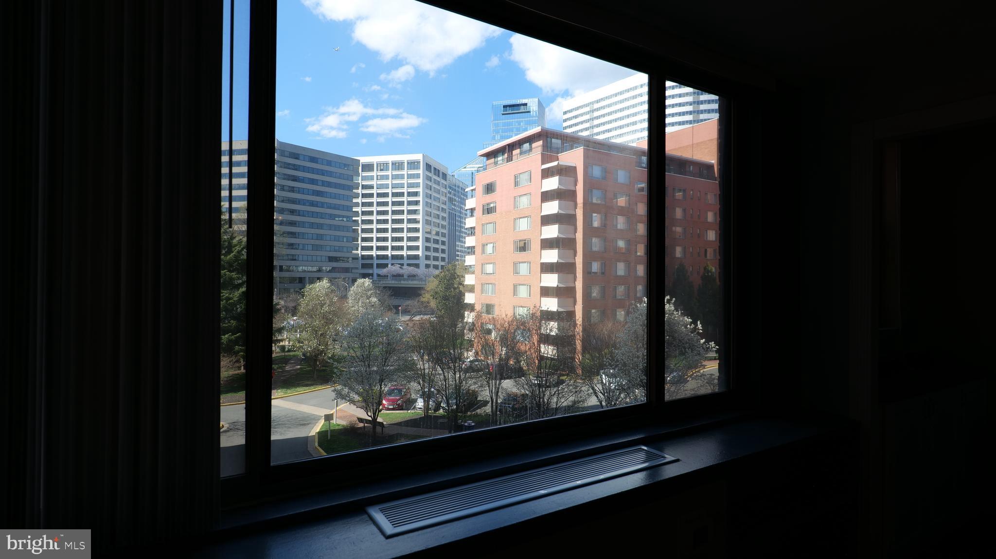 RIVER PLACE WEST - Residential Lease