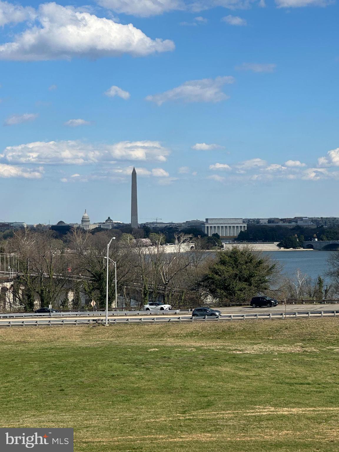 RIVER PLACE WEST - Residential Lease