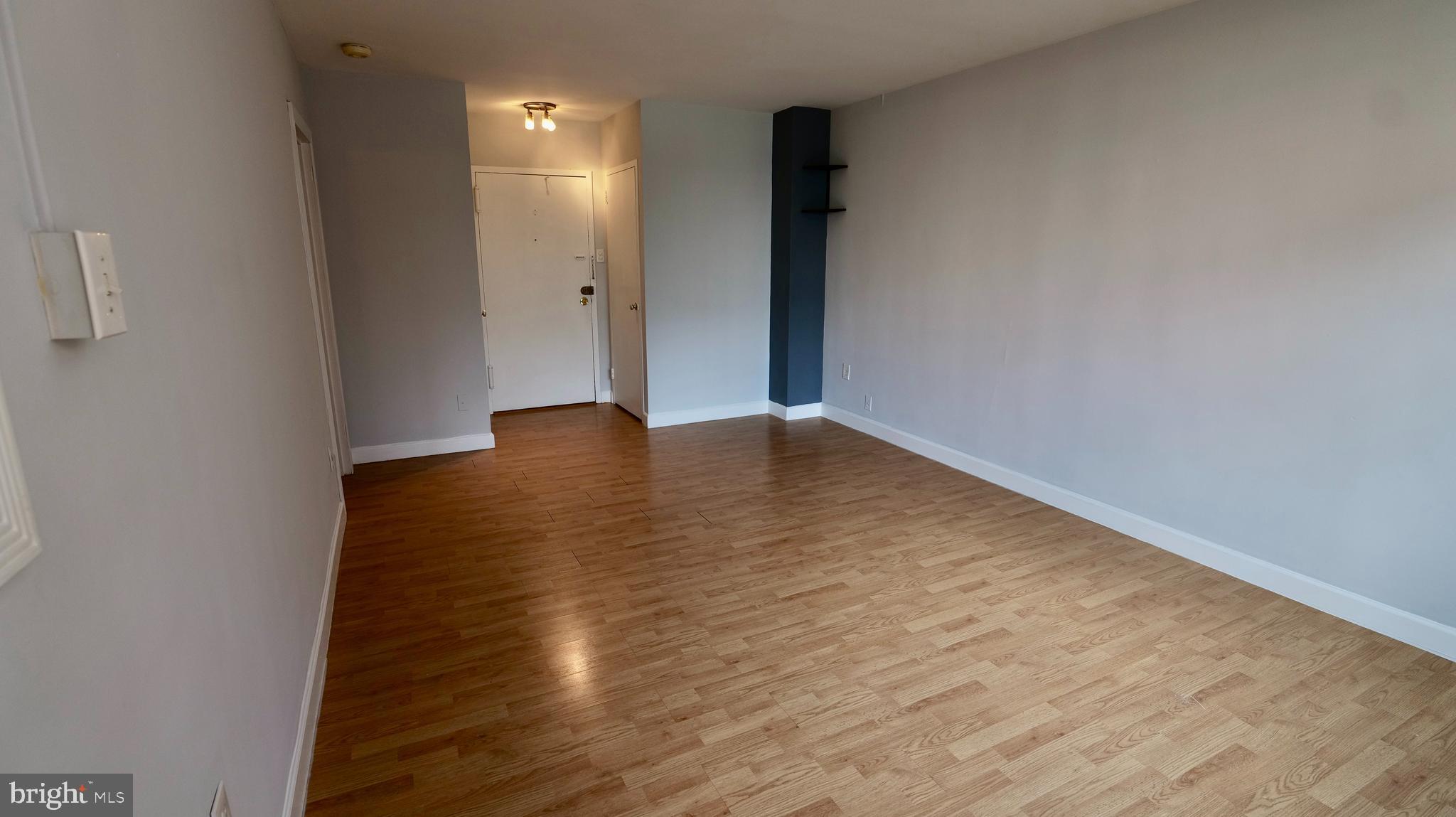 RIVER PLACE WEST - Residential Lease