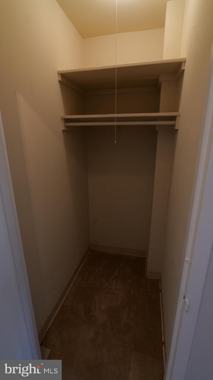 RIVER PLACE WEST - Residential Lease