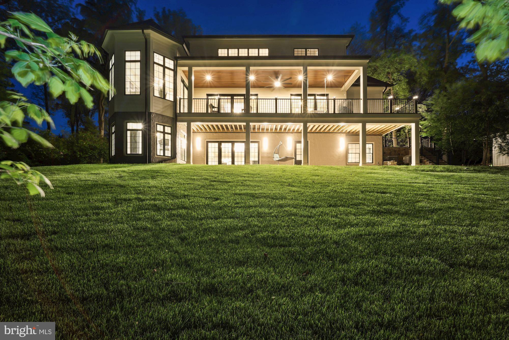 RIVER OAKS - Residential