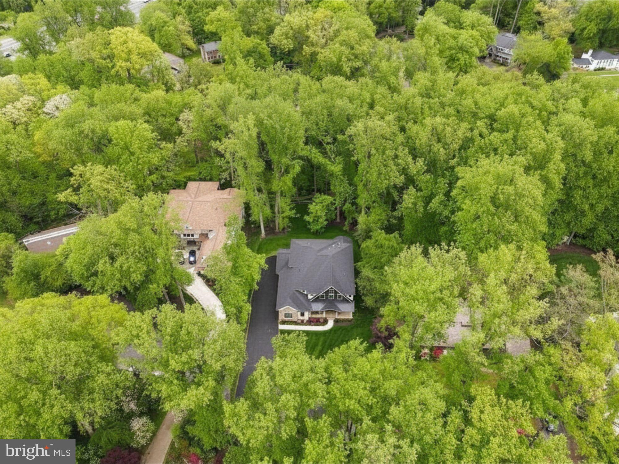 RIVER OAKS - Residential