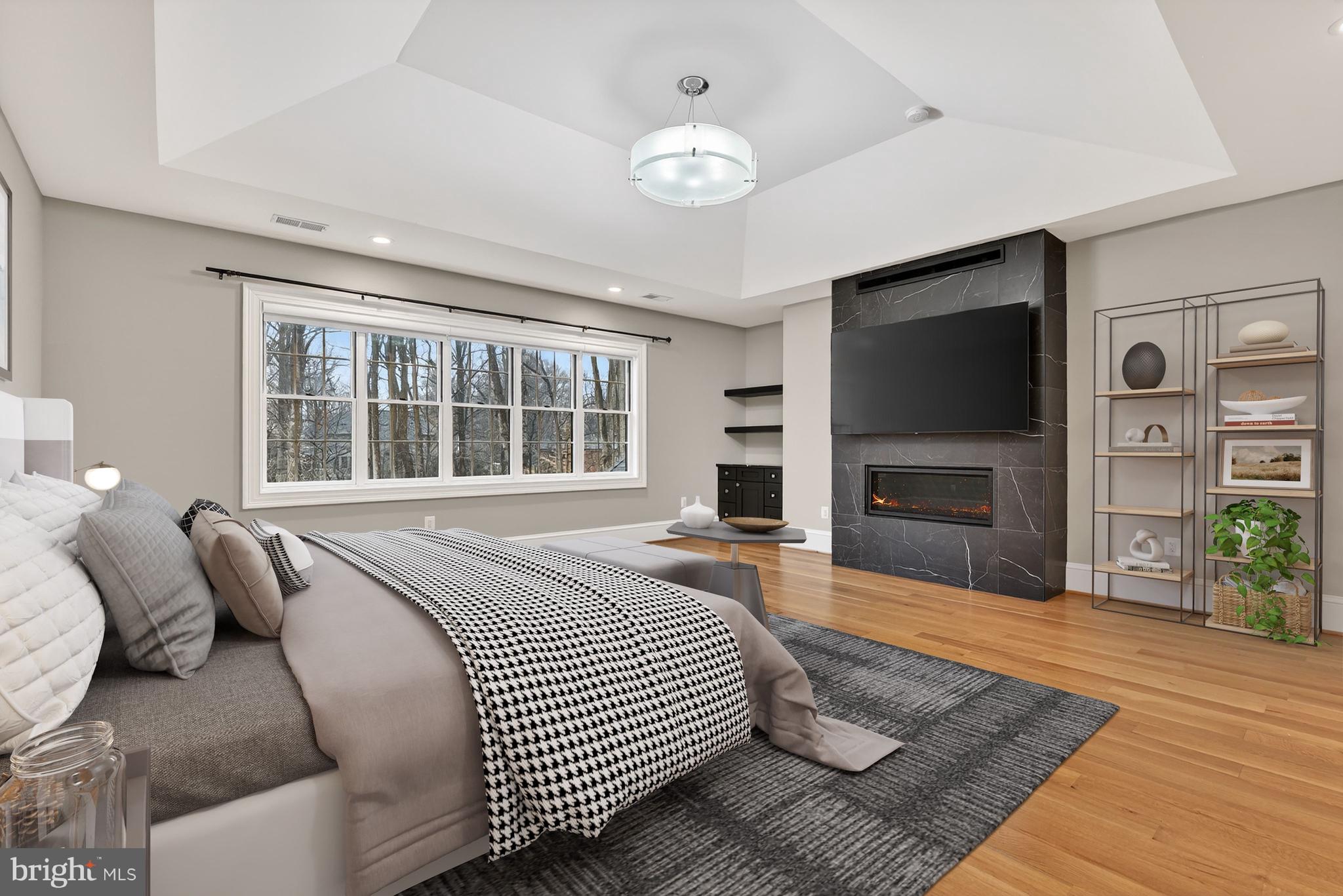 RIVER OAKS - Residential