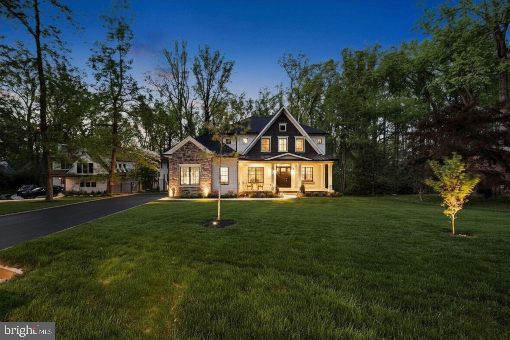 RIVER OAKS - Residential