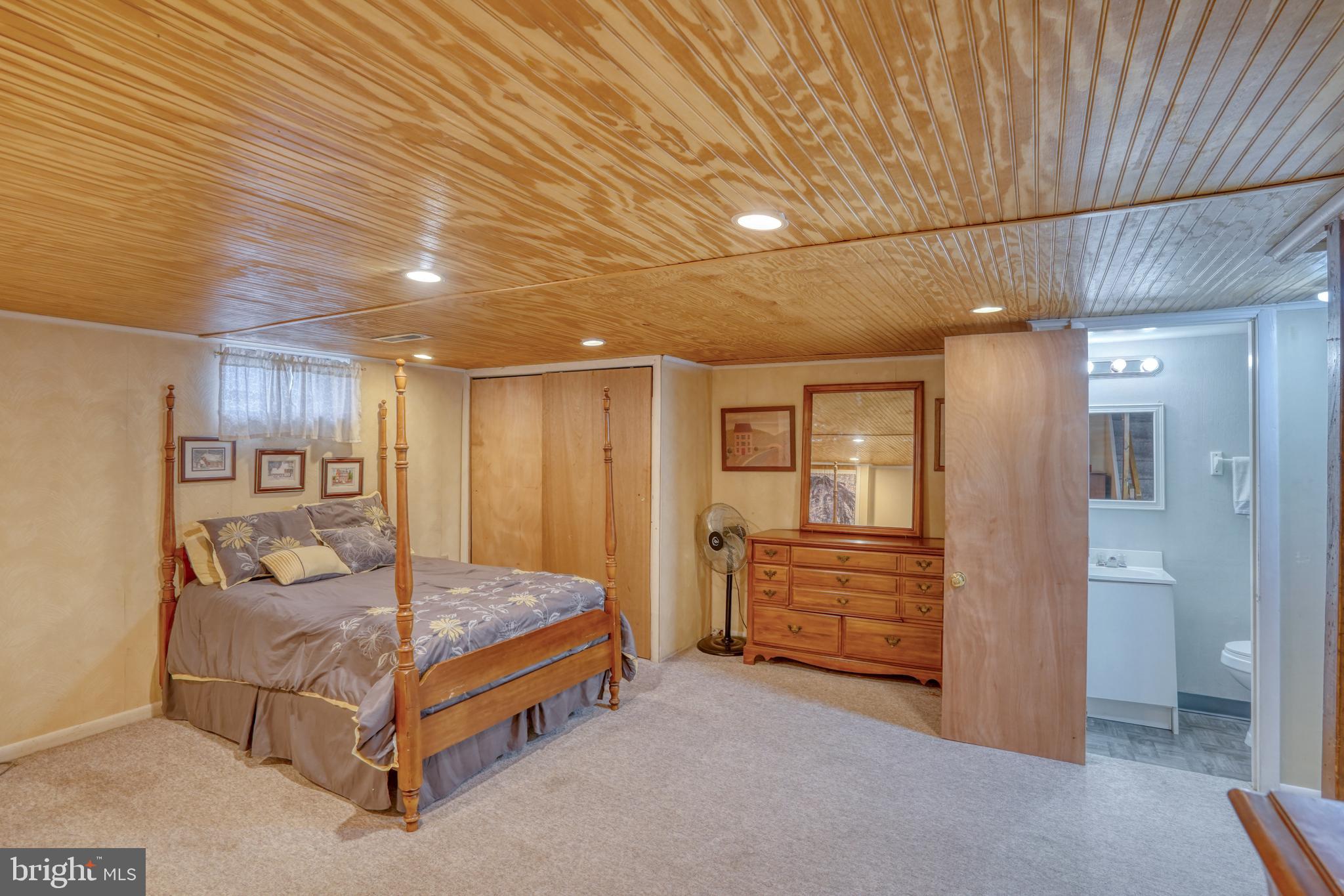 WASHINGTON SQUARE - Residential