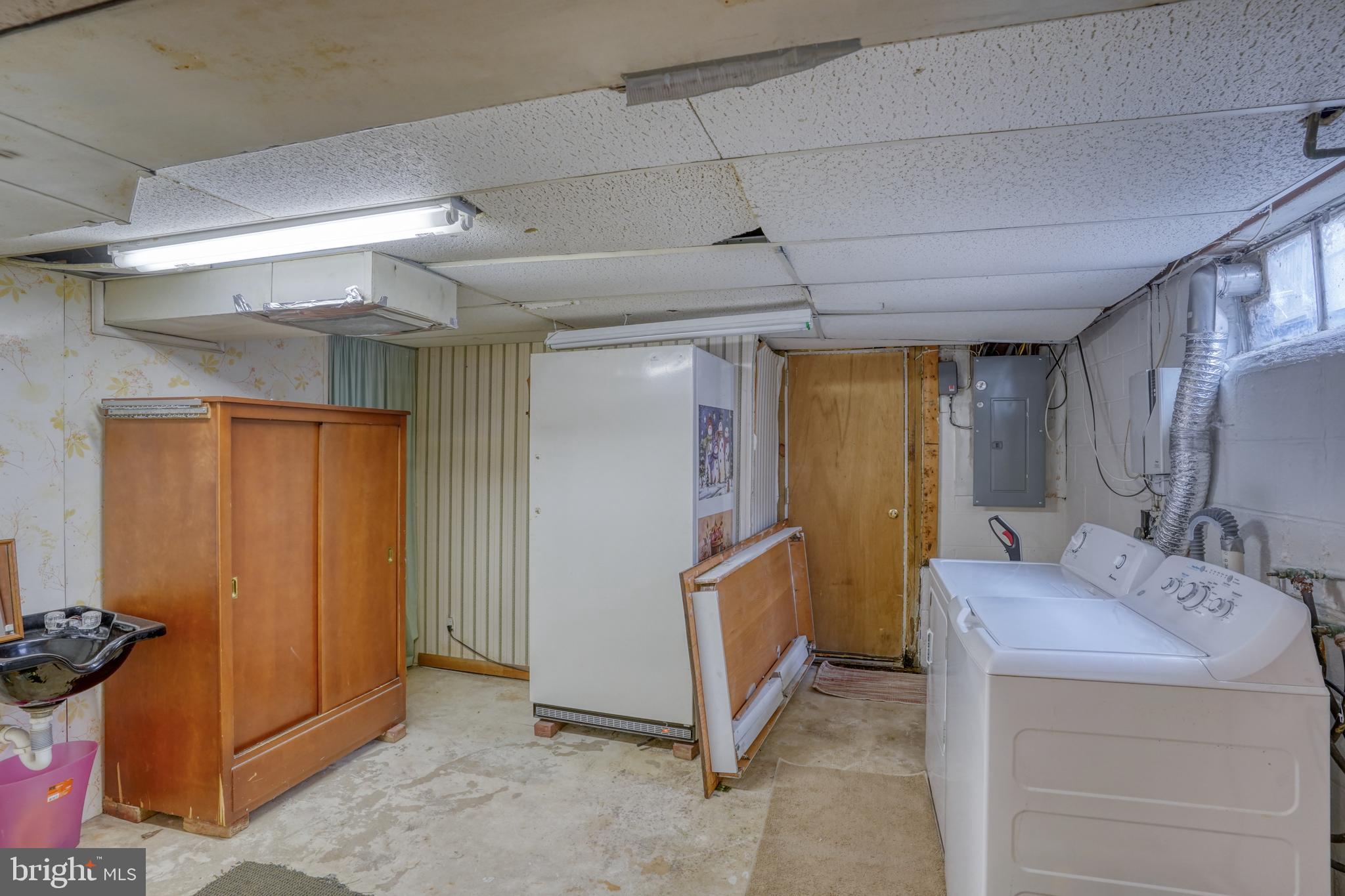 WASHINGTON SQUARE - Residential