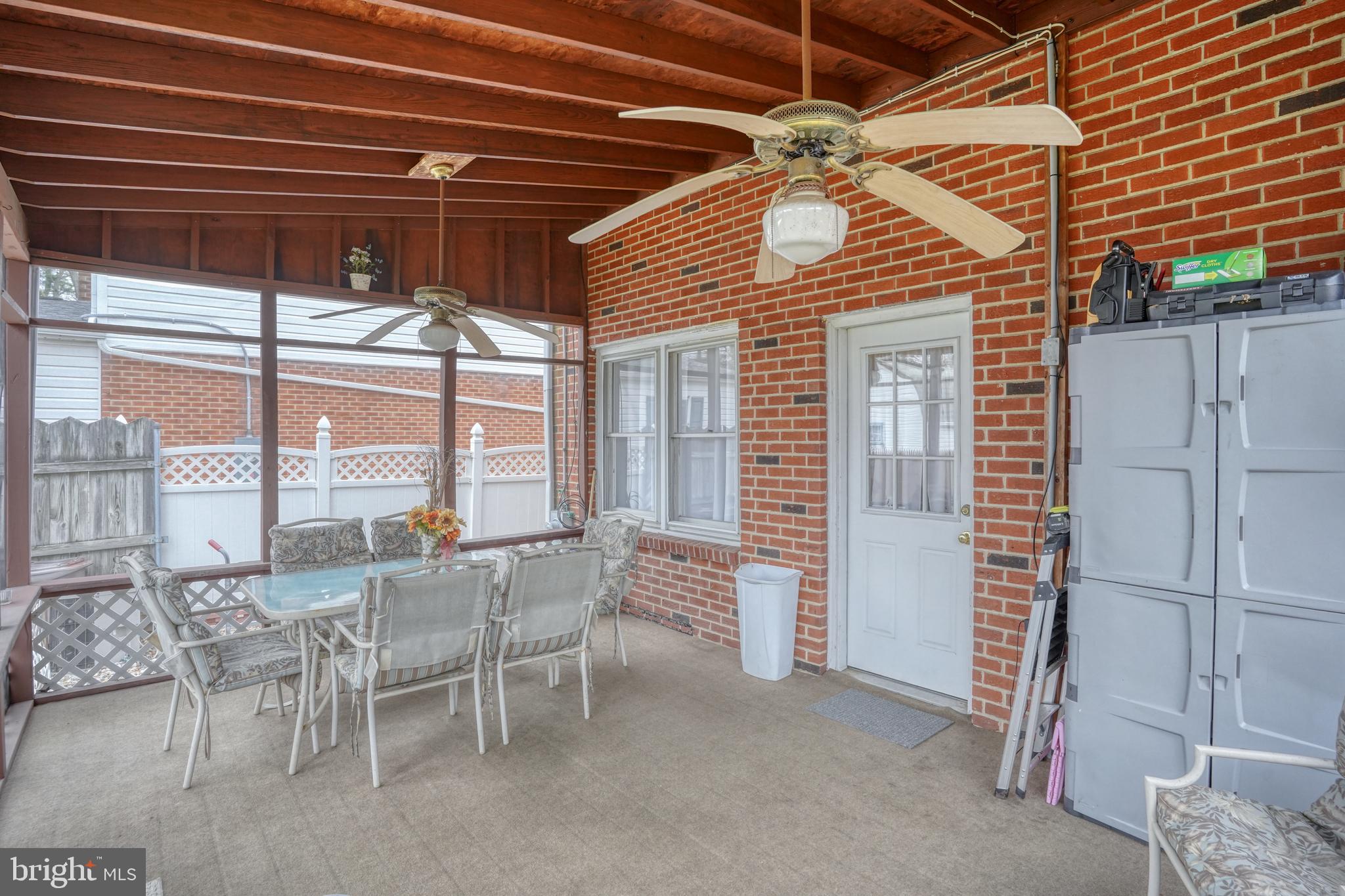 WASHINGTON SQUARE - Residential