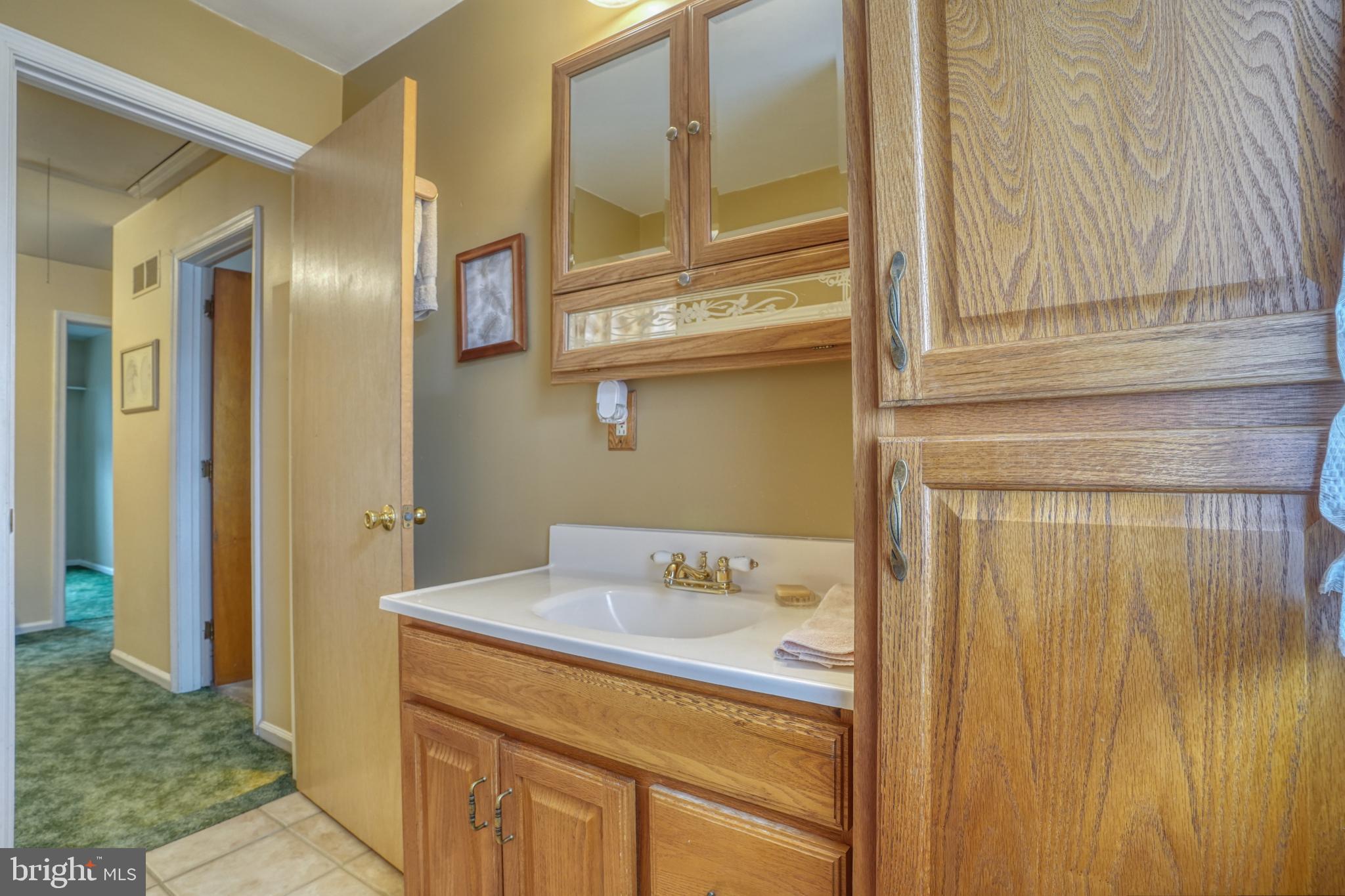 WASHINGTON SQUARE - Residential