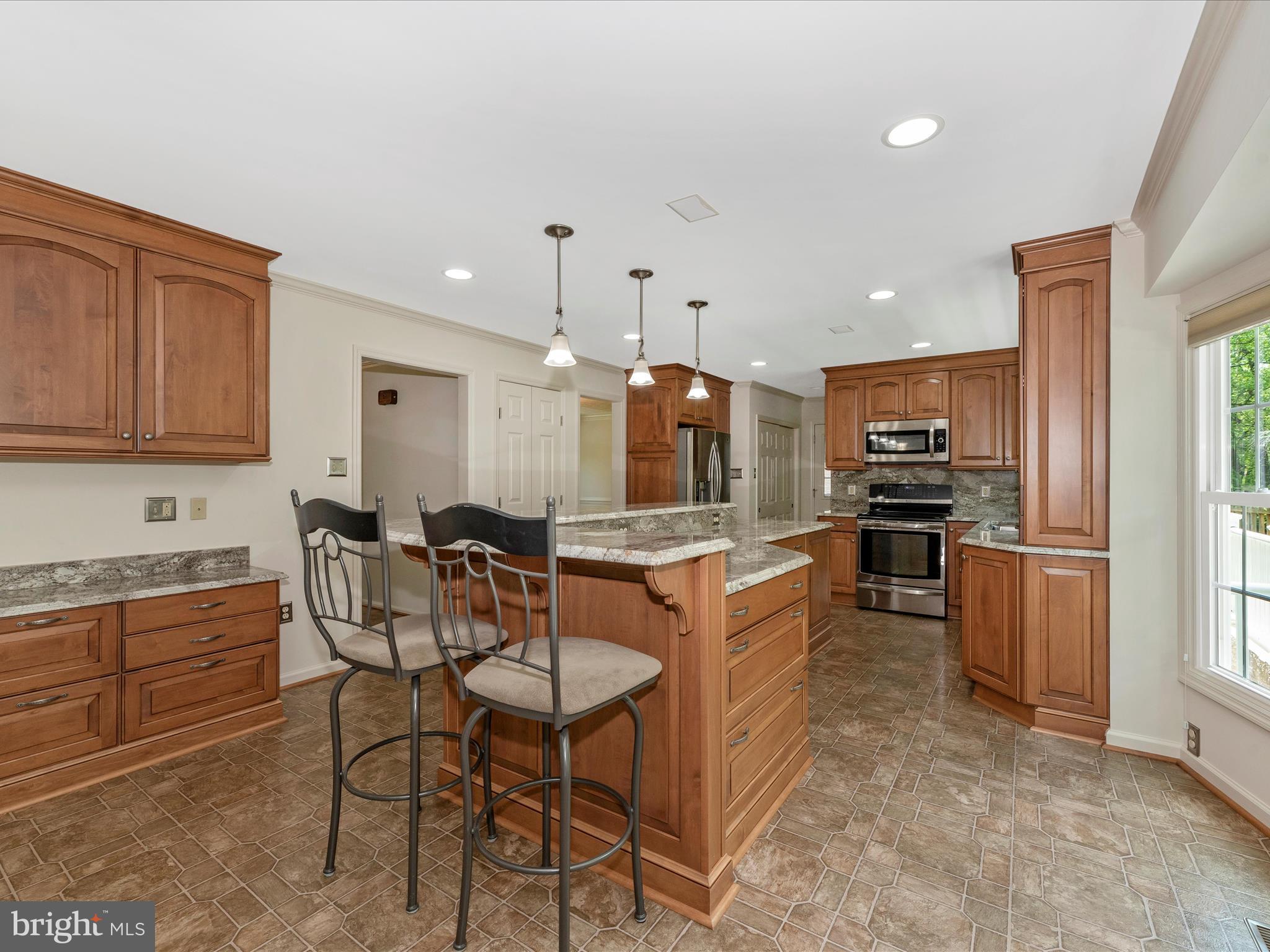 CHESTNUT FARMS - Residential