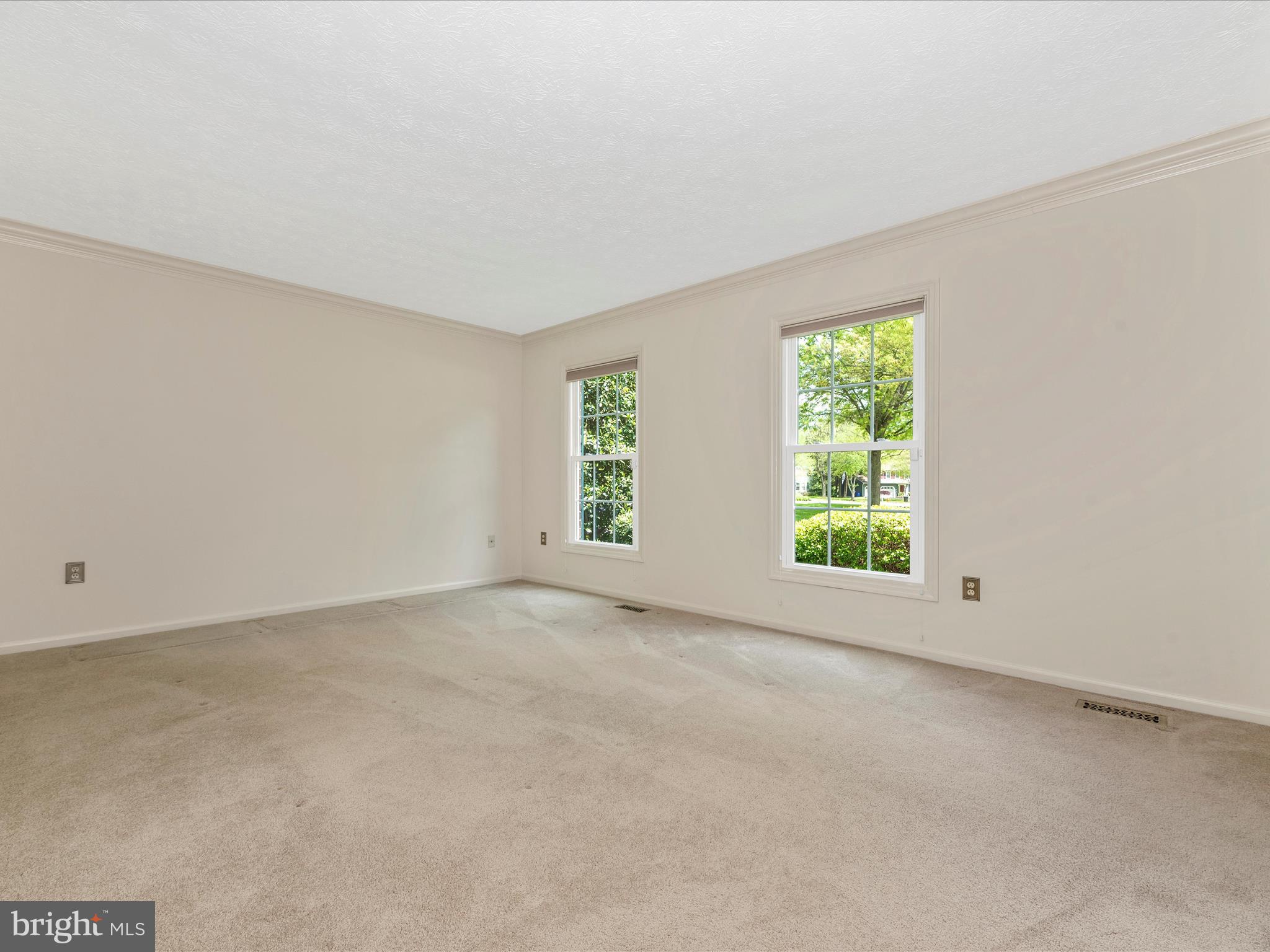 CHESTNUT FARMS - Residential