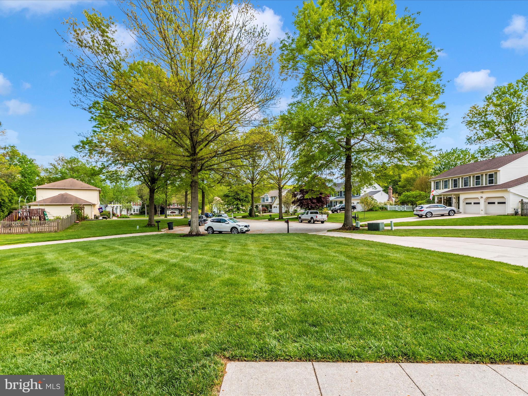 CHESTNUT FARMS - Residential