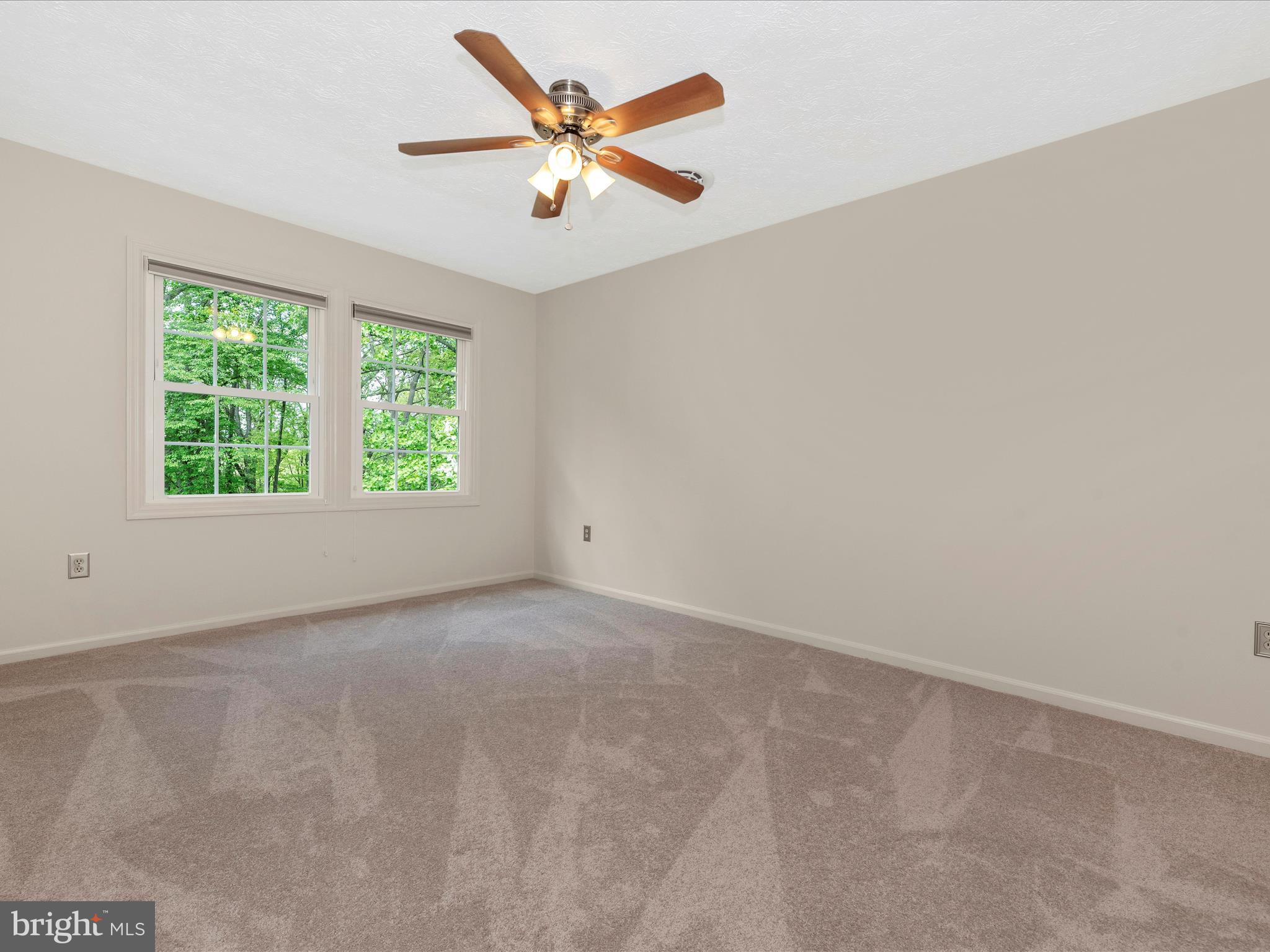 CHESTNUT FARMS - Residential